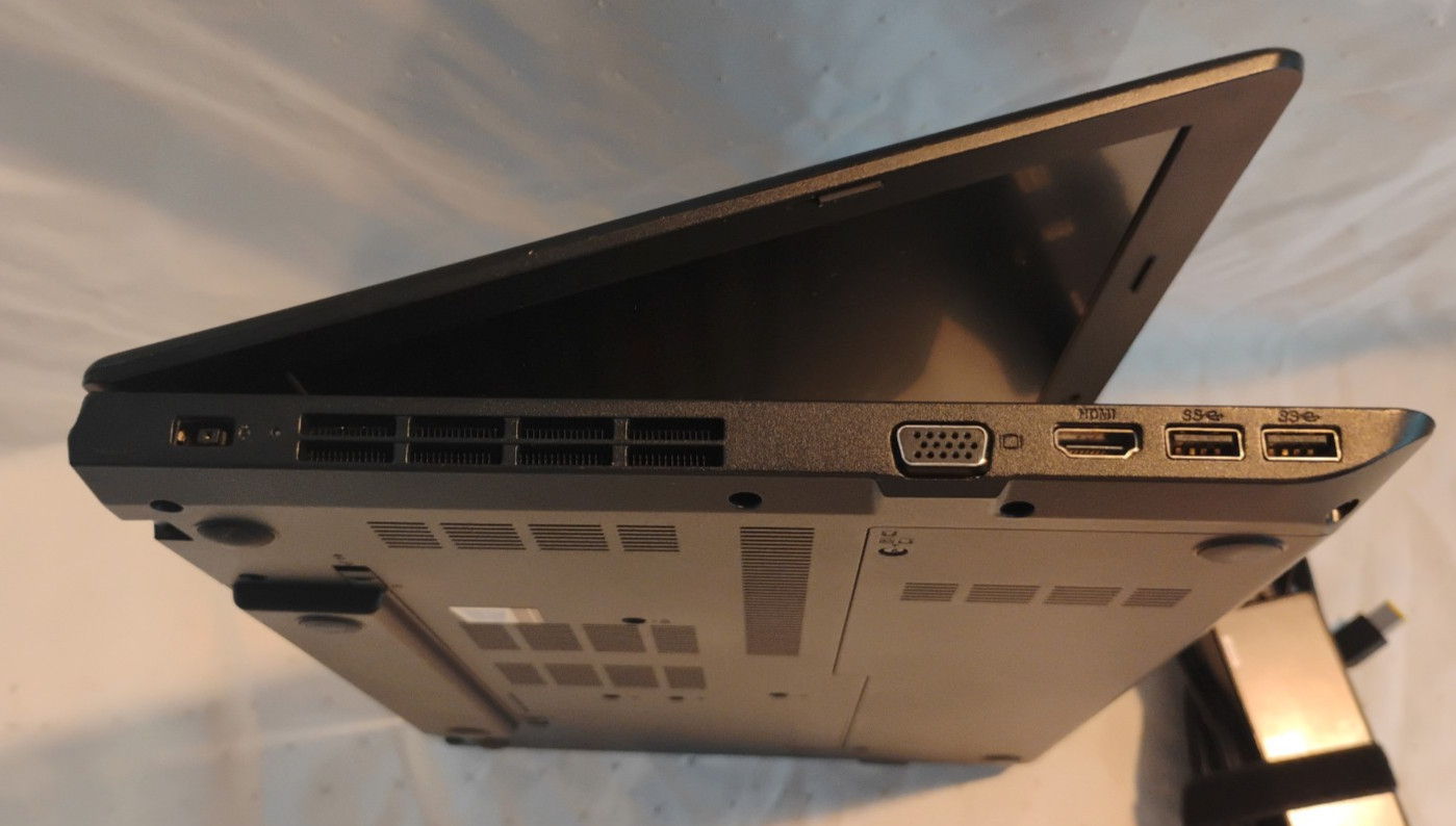 Lenovo ThinkPad E570 Laptop i5-7200U, 4GB RAM, NO HD, for parts for repair