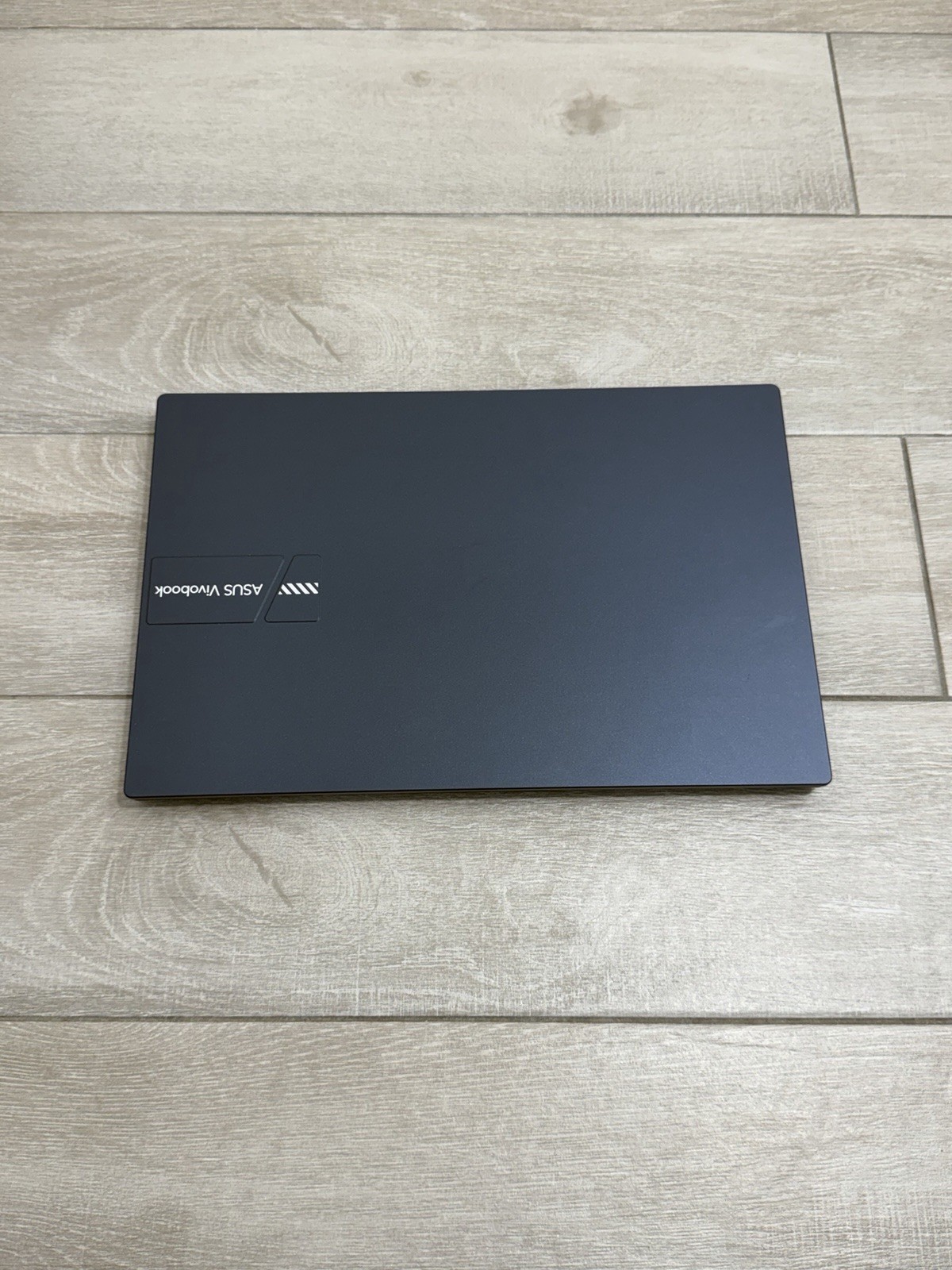 ASUS Vivobook X1404V 14″ Laptop Core 5 120U 8GB 256GB NVMe SSD Win-11