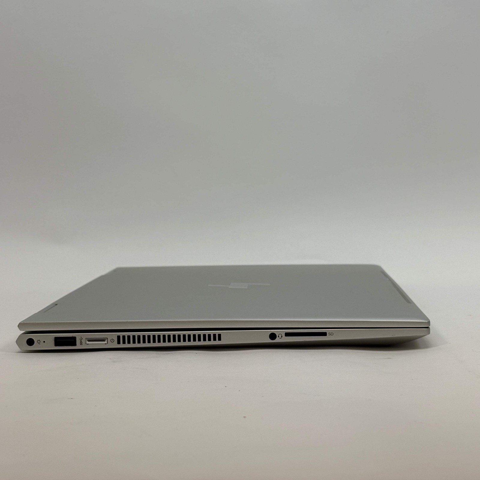 HP Envy x360 15M-ED1013DX 15.6″ i5-1135G7 2.4GHz 16GB RAM 512GB SSD