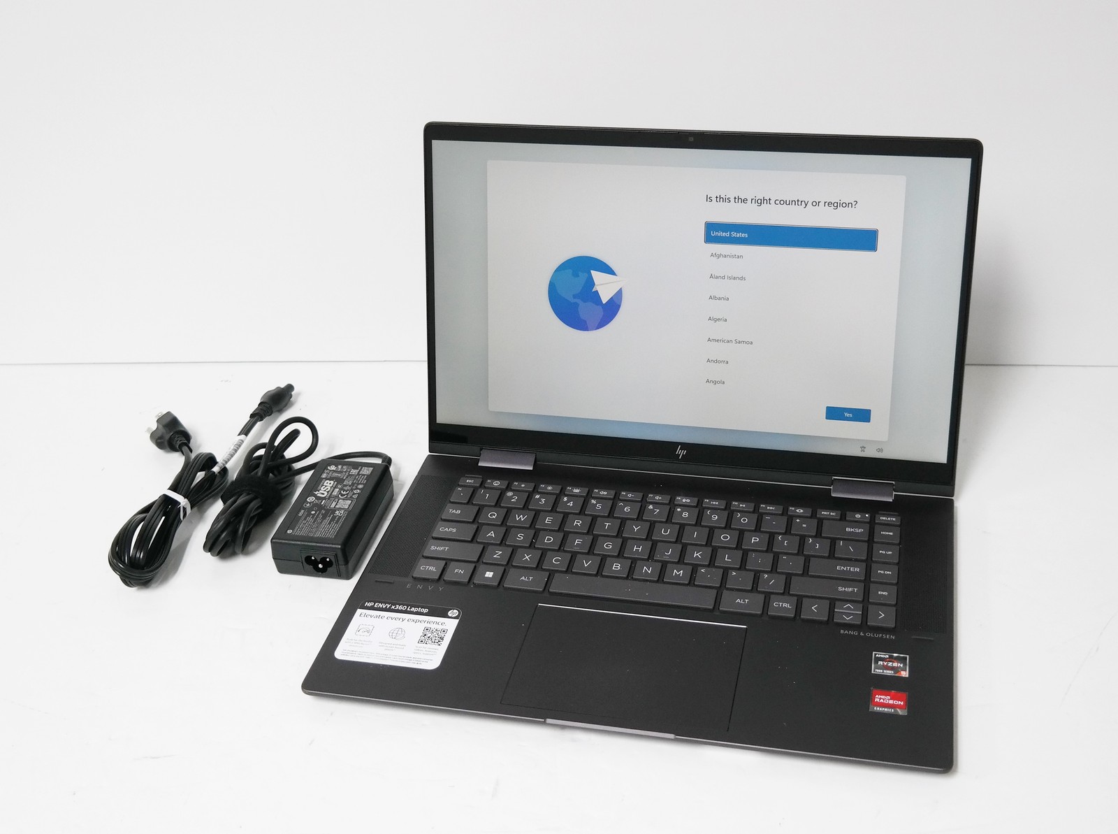 HP ENVY x360 15-fh0013dx 15.6″ Ryzen 5 7530U 8GB RAM 256GB SSD