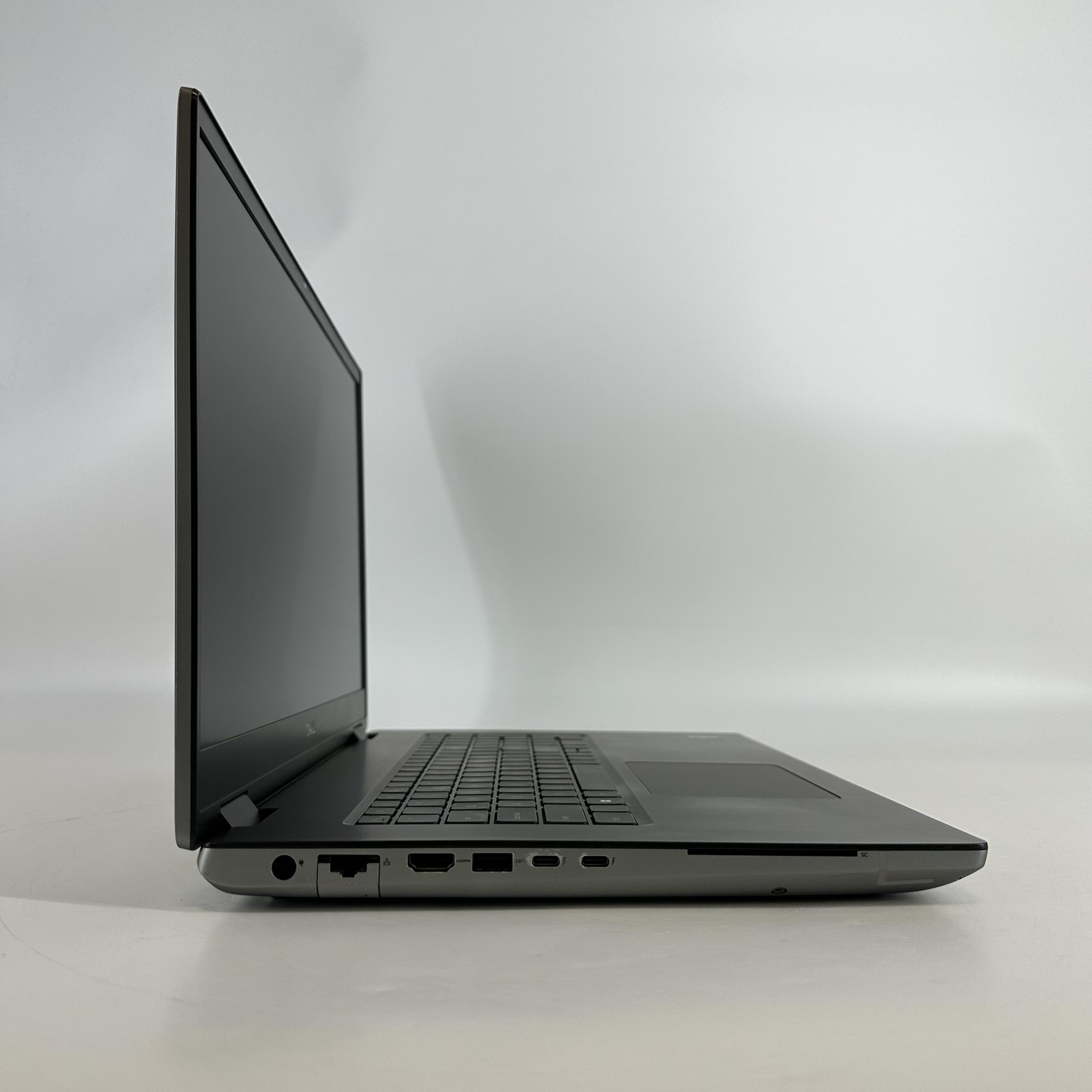 Dell Precision 7770 17.3 FHD 2.3 GHz i9-12950HX 32GB 512GB SSD RTX A3000