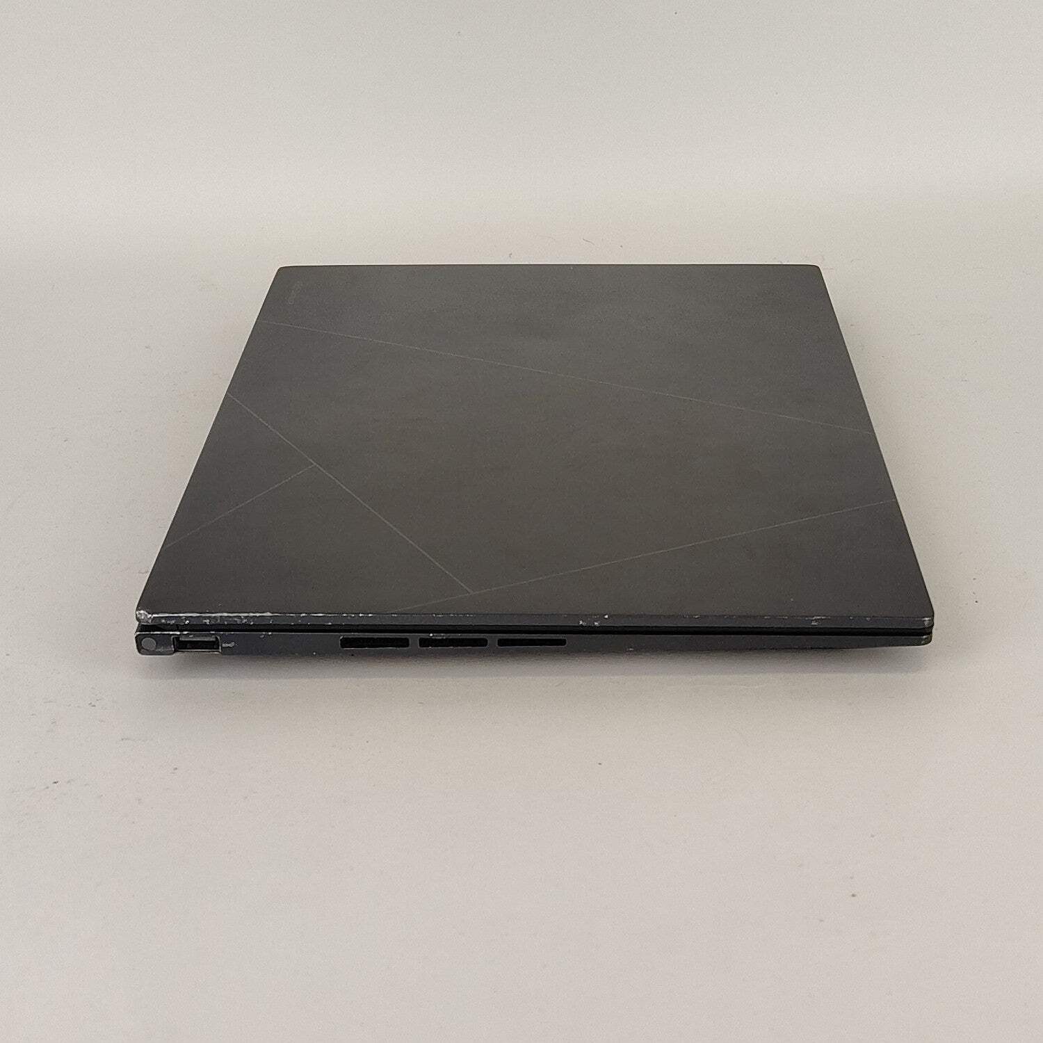 Asus Zenbook 14X Q420V 14.5″ i7-13700H 2.4GHz 16GB RAM 512GB SSD