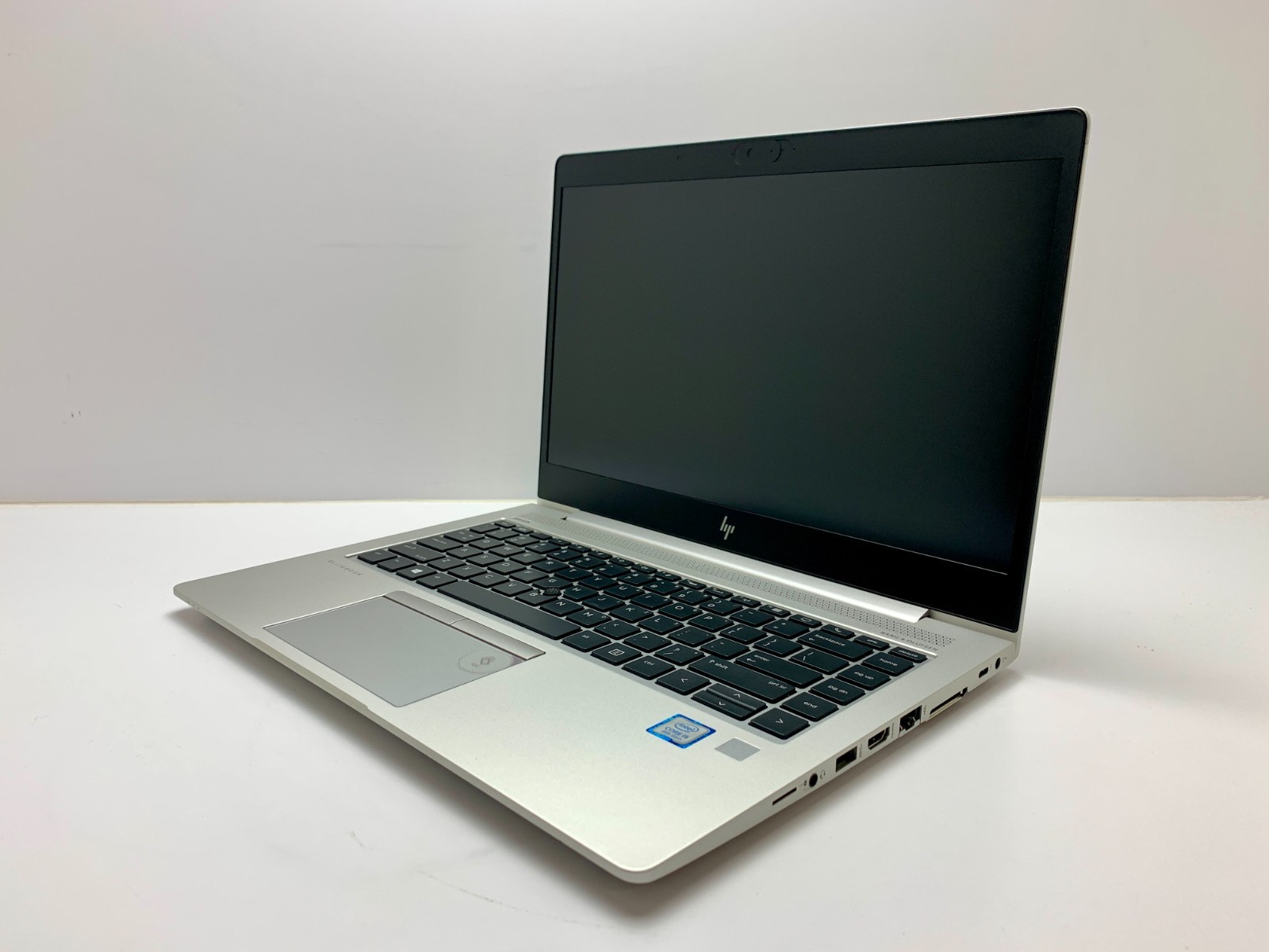 HP EliteBook 840 G6 | i5-8265U | 8GB RAM | 256GB SSD | LINUX
