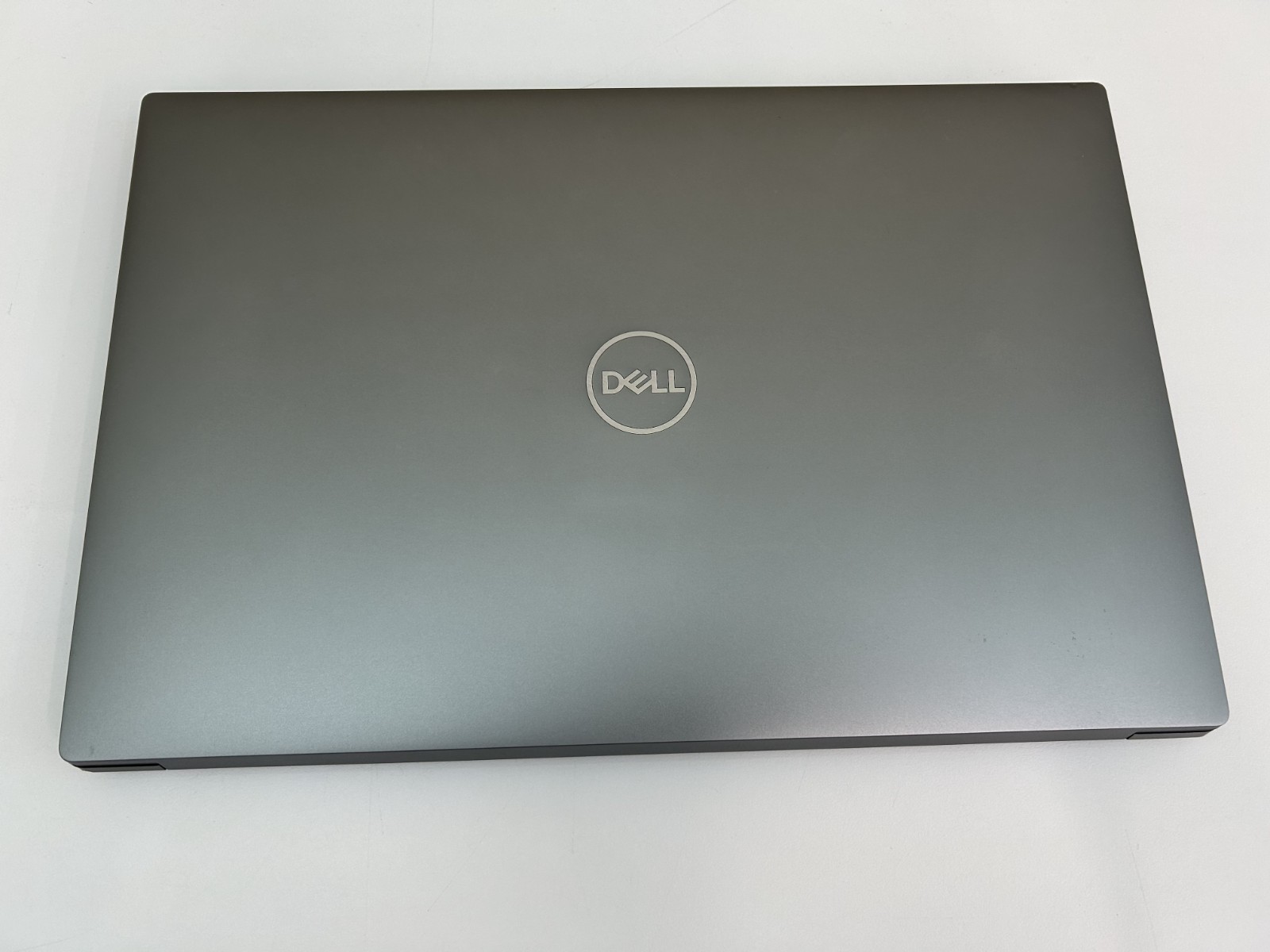 LAPTOP Dell Precision 5570 15.6″ CORE i7-12800H 1 TB NVMe SSD 32GB RAM Win 11