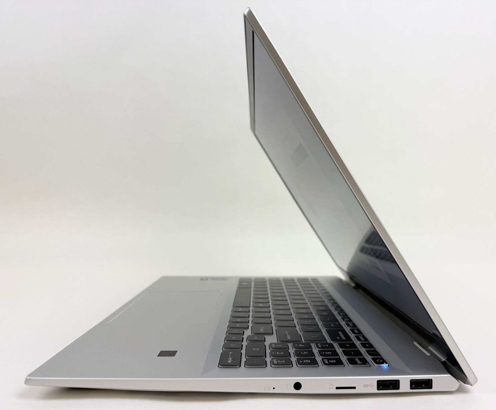 MSI Prestige 16 EV0 A13M280US 16″ 2560×1600 i7-1260P 16GB 1TB SSD W11P