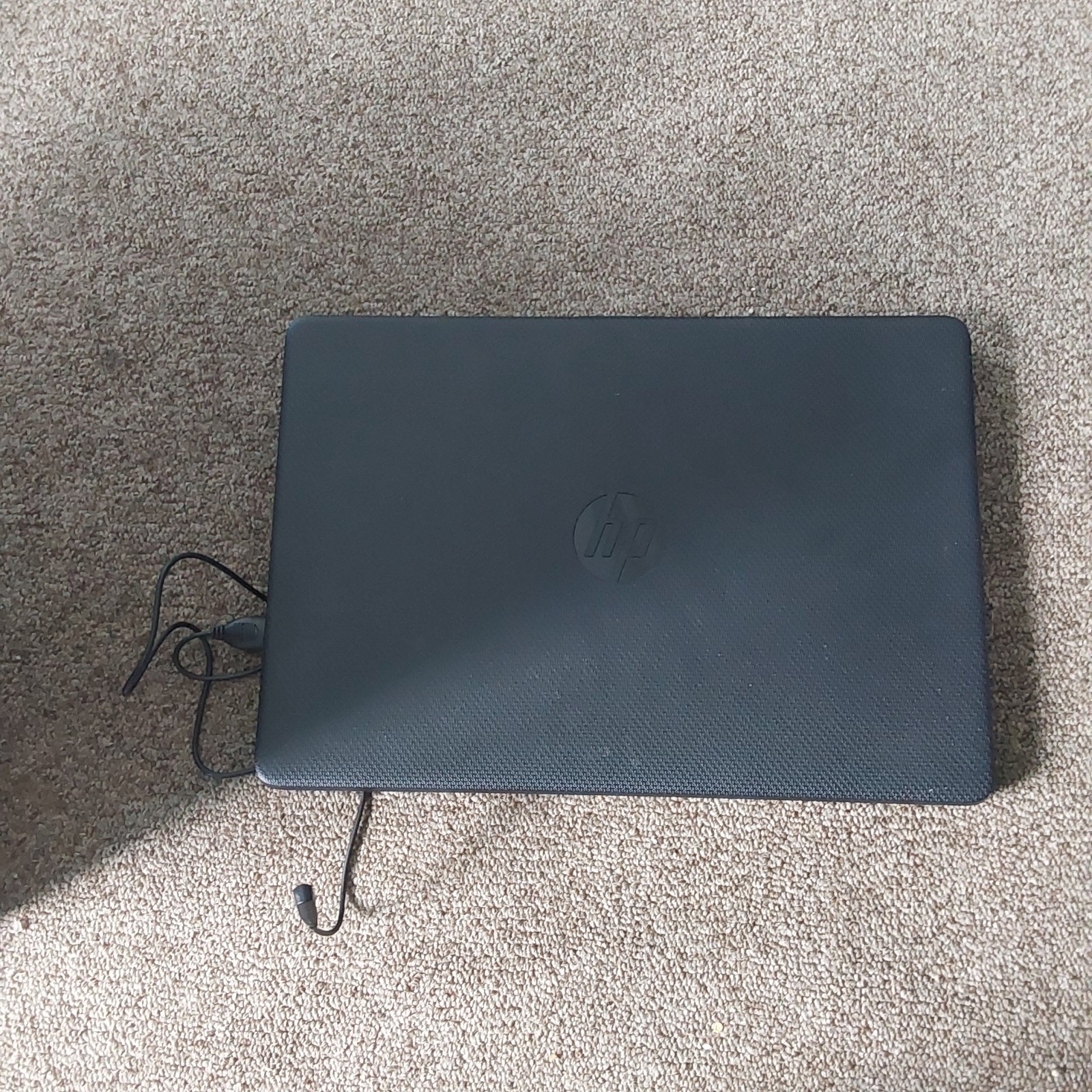 HP Laptop 14-fq0020nr Laptop 14″ (64GB eMMC, AMD 3020e, 1.20GHz, 4GB RAM)