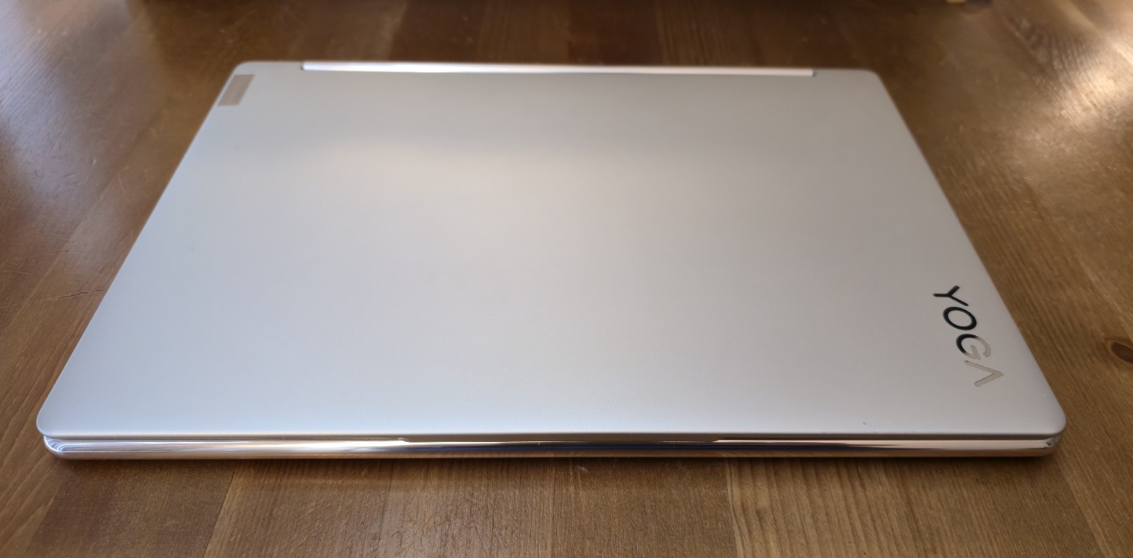 Lenovo Yoga 9i 2-in-1 14″ 2.8K OLED Touch Laptop i7-1260P 16GB 512GB SSD Oatmeal