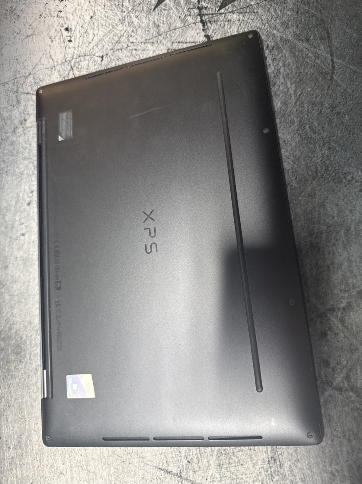 **READ** Dell XPS Plus 9320 – i7-1350P – 16GB DDR5 – 512GB SSD