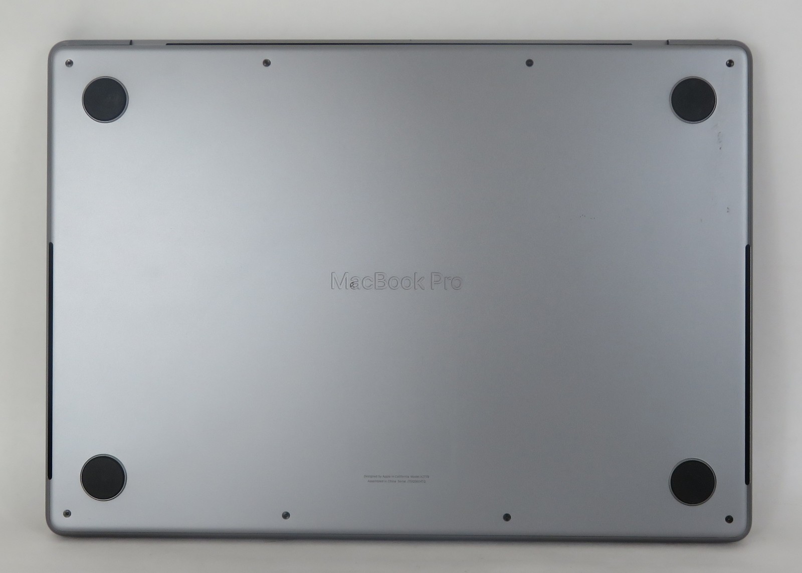 Apple Macbook Pro 2023 14in Retina M2 Pro 16GB RAM 512GB Tahoe A2779
