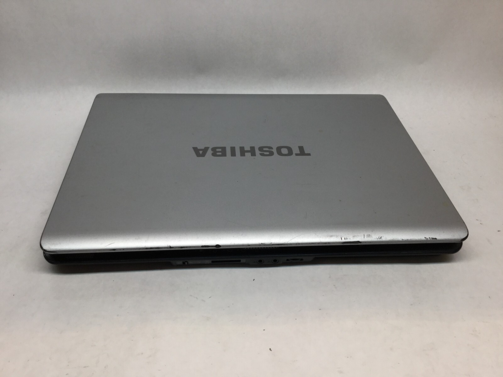Toshiba Satellite L305D-S5923 15″ Laptop AMD Athlon 2X 64 -DOES NOT POWER-MZ