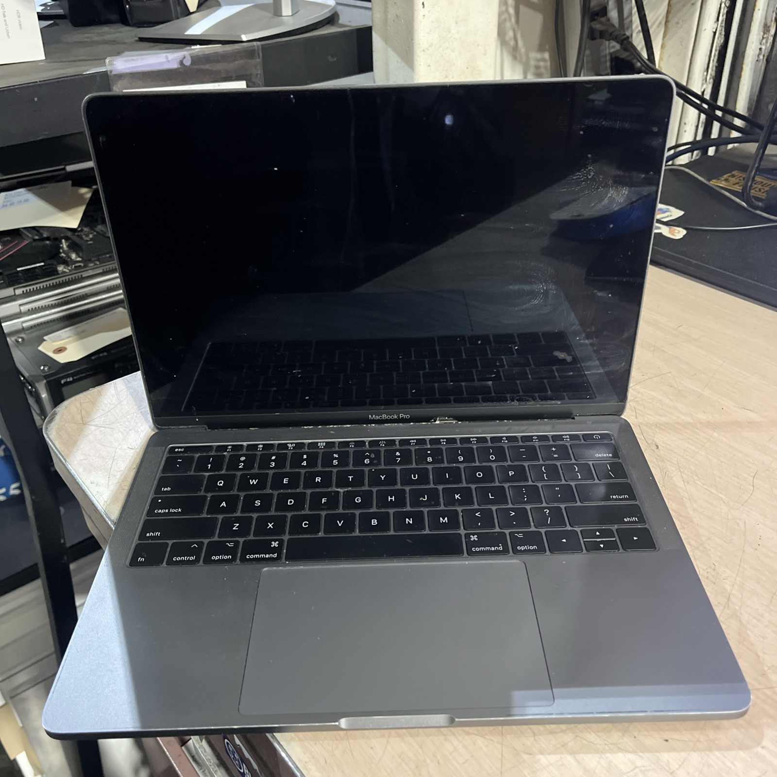 APPLE MACBOOK PRO 13″ MID-2017 CORE I5-7360U 2.3GHZ 8GB RAM NO HD