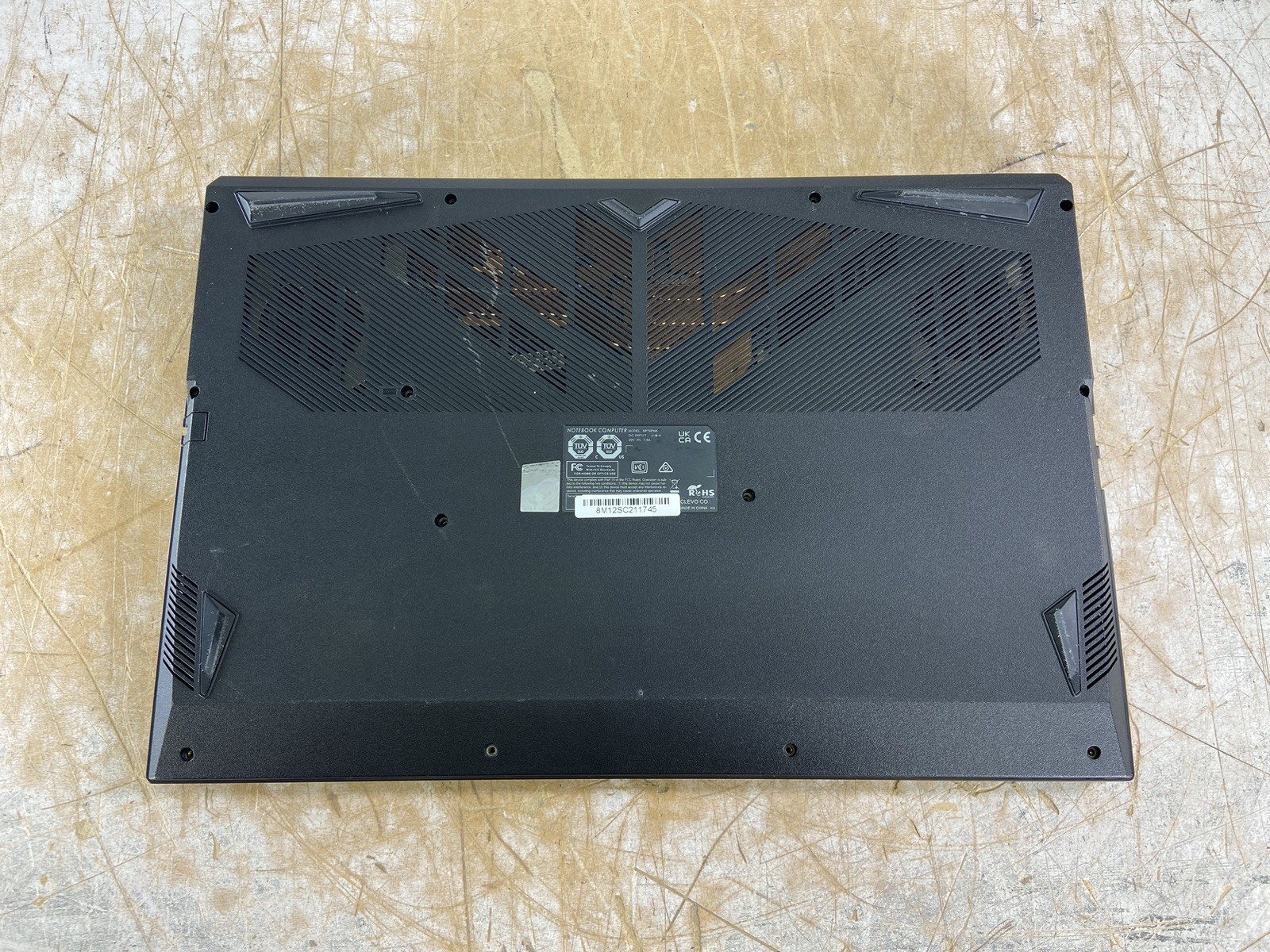 SAGER CLEVO NP70PNK I7-12700H @ 1.7GHz, 8GB RAM, NO HDD/OS