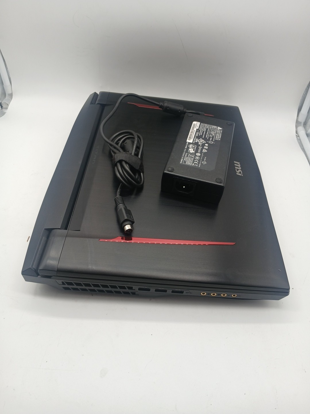 MSI Titan Pro GT73VR 6RF 17.3″ i7-6820HK 64GB RAM GTX 1070 2TB SSD Win 11 Pro