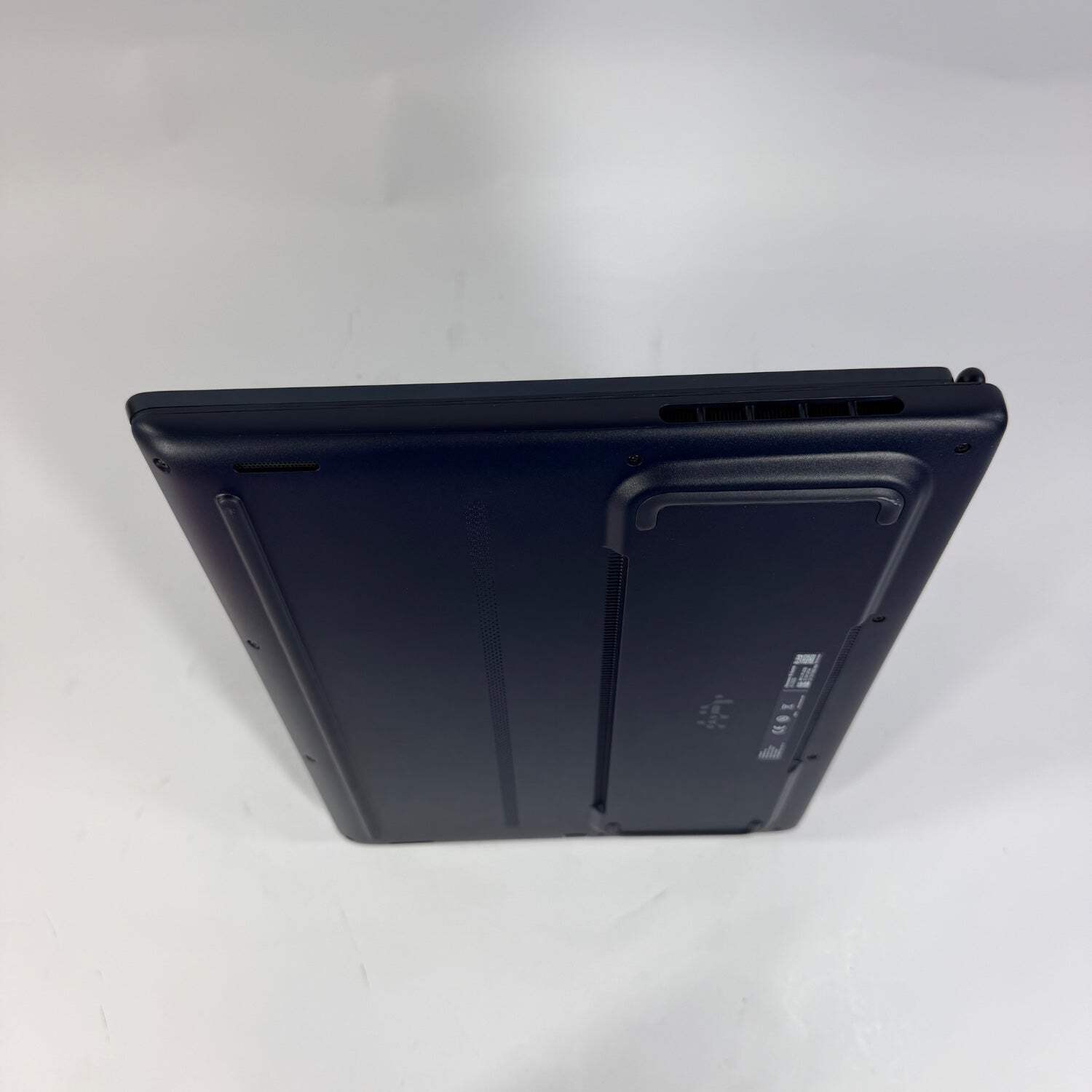 Alienware 16 Aurora P139F 15.6″ Core 7 240H 16GB RAM 1TB SSD GeForce RTX 5050