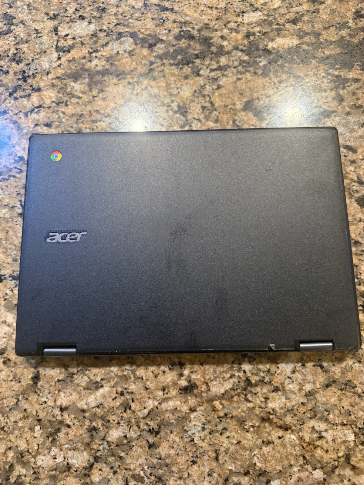 Acer R752T Chromebook 11-inch – Intel Celeron 4GB RAM 32GB With Charger