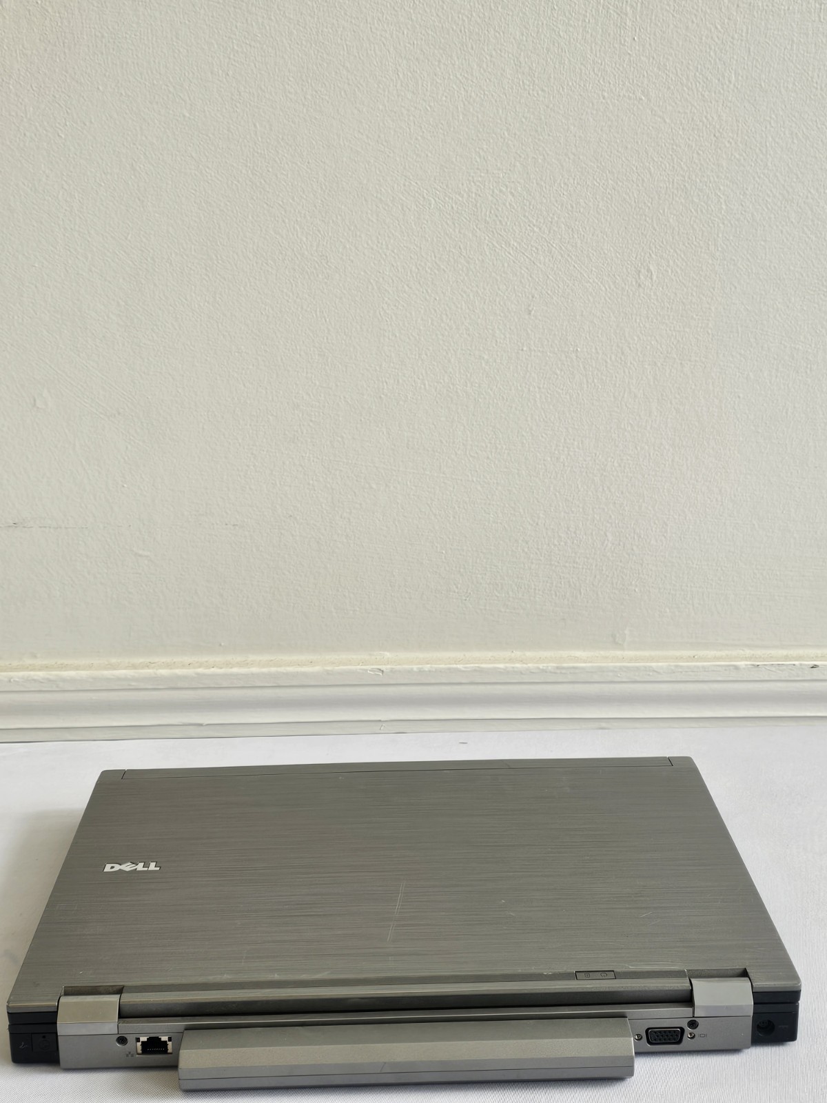 Dell Latitude E6510 Laptop – i5-M560 – 2GB RAM – 160GB HDD – Windows 10 – READ