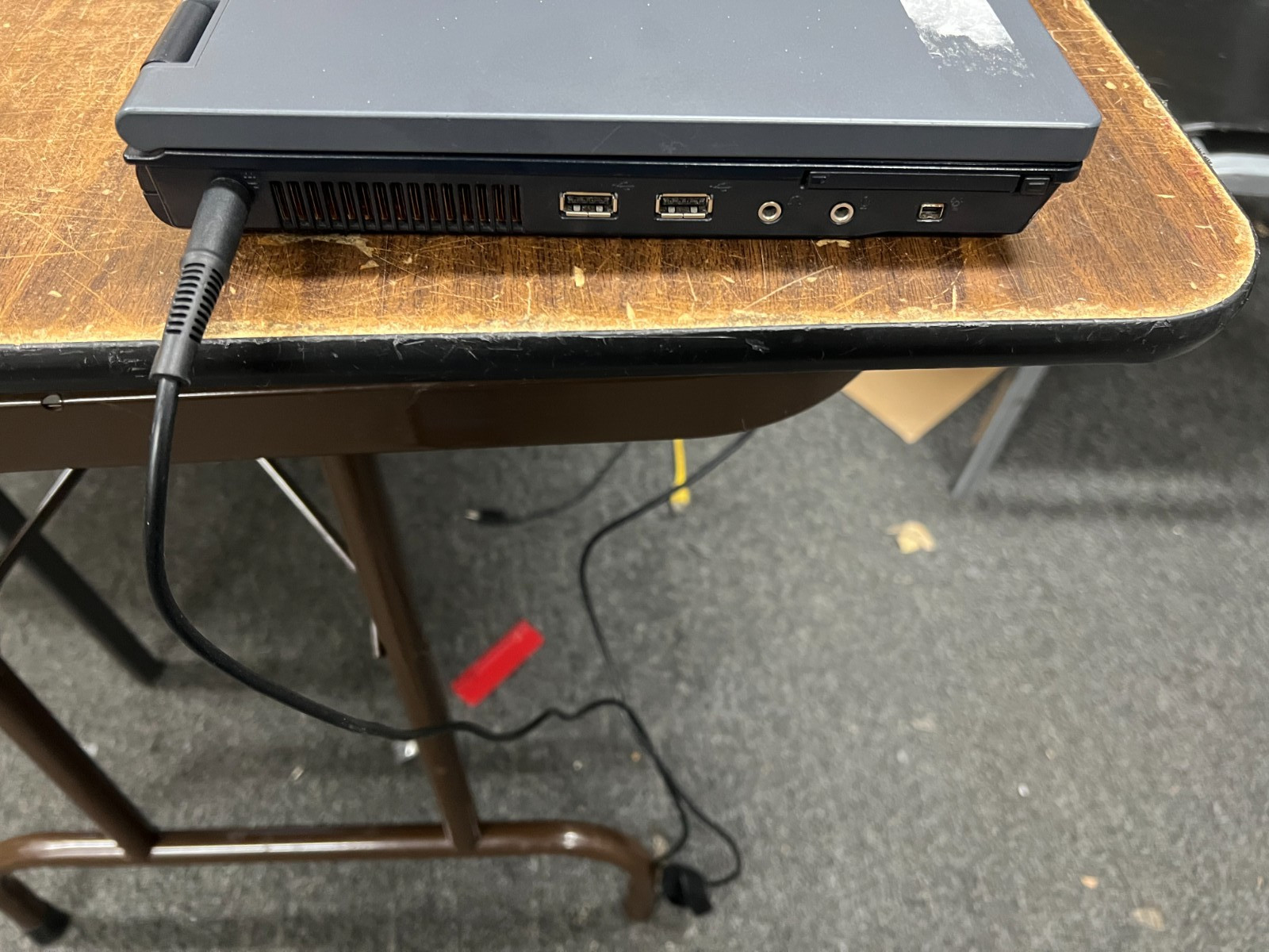 HP Compaq 6510b Intel Core 2 Duo-T7300 2.00 MHz 4GB RAM 14.in No HDD No OS