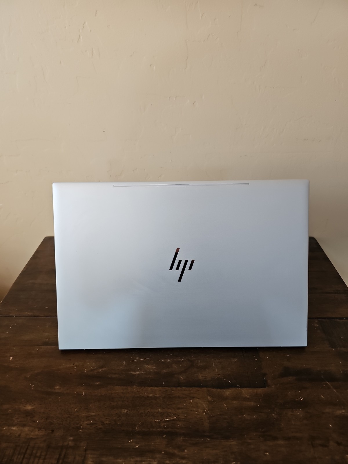 HP Envy 17T-BW000 17.3″ i7-8550U 1.9GHz 12GB RAM 756GB SSD+HDD GeForce MX150