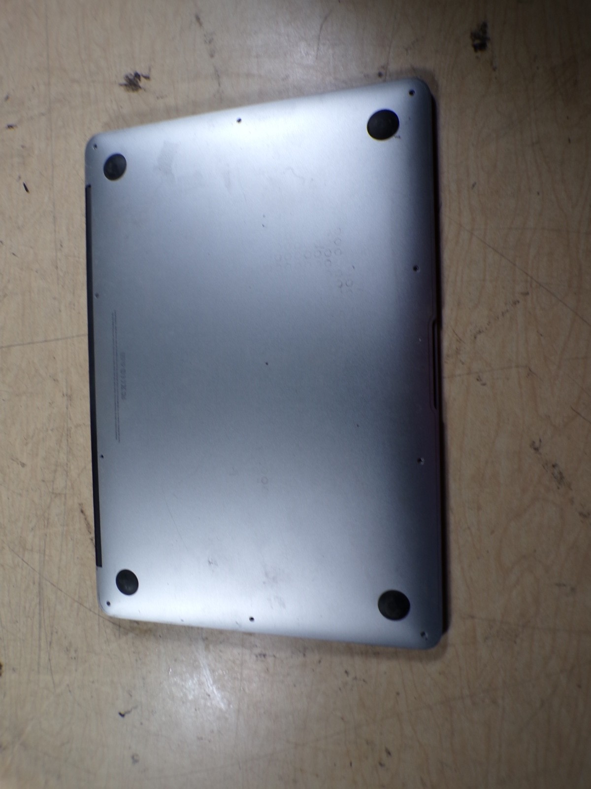 MACBOOK AIR “CORE I5” 1.3 13” (MID-2013) 1.3 GHZ CORE I5 (I5-4250U) 4GB RAM