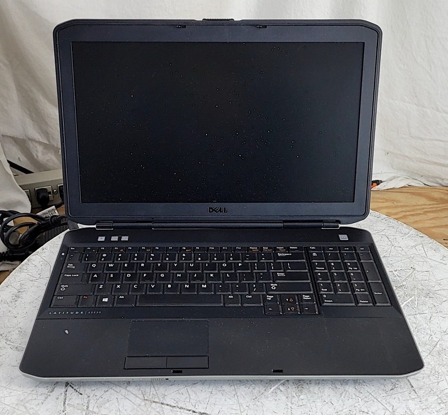 DELL LATITUDE E5530 NON-VPRO Laptop Core I3-2328M 4GB 500GB