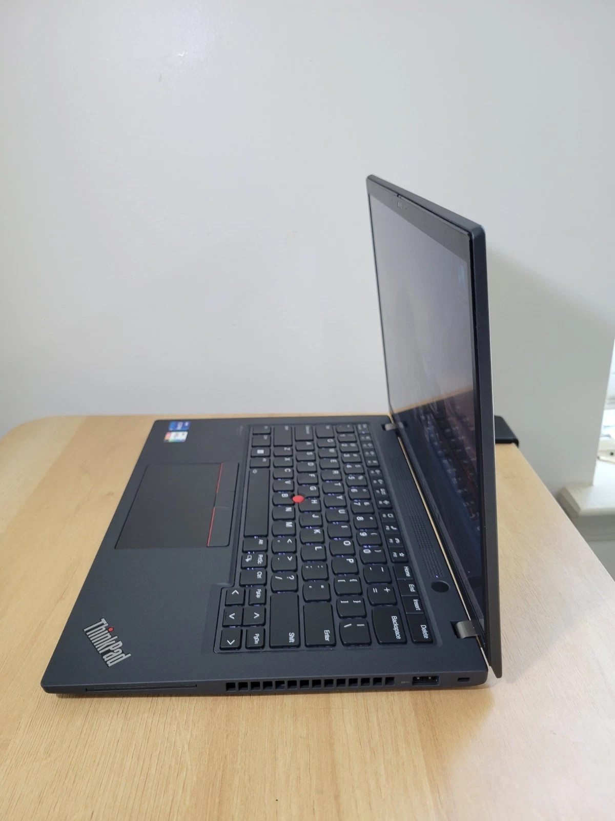 Lenovo ThinkPad T14 Gen 3 I7 1260P 16Gb 512Gb Ssd W/ Warranty . Excellent A+