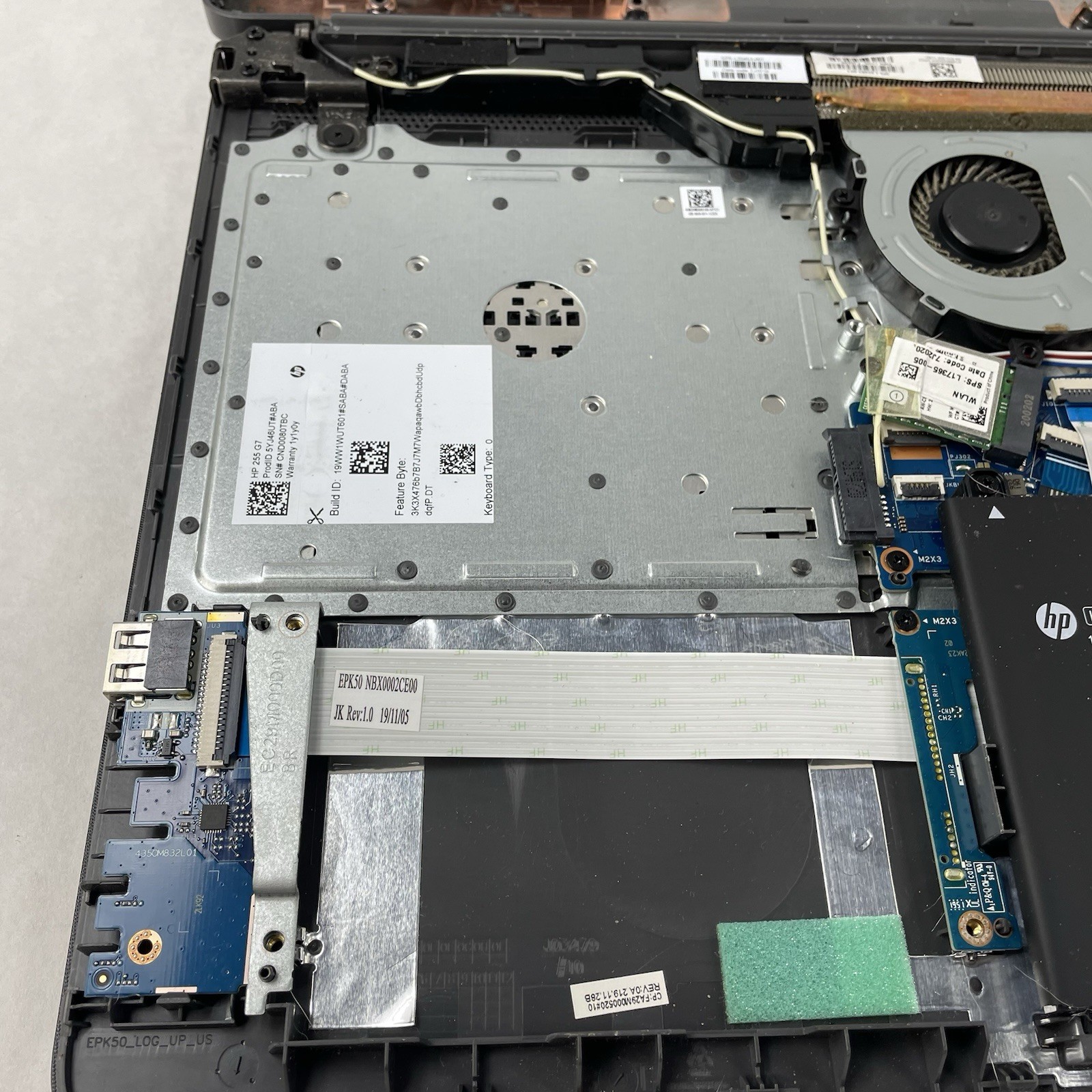 HP 255 G7 15.6″ Ryzen 3 2200U 2.50 GHz 8 GB RAM No SSD/OS/AC – READ