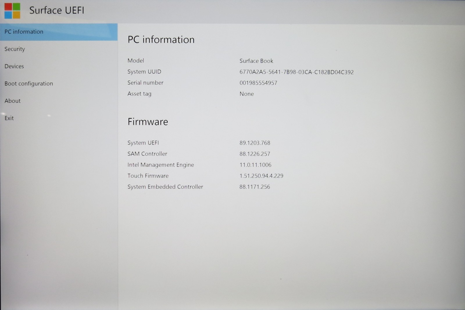Microsoft Surface Book 13″ i5-6300U @ 2.4 8GB RAM 256GB Internal NVIDIA No OS