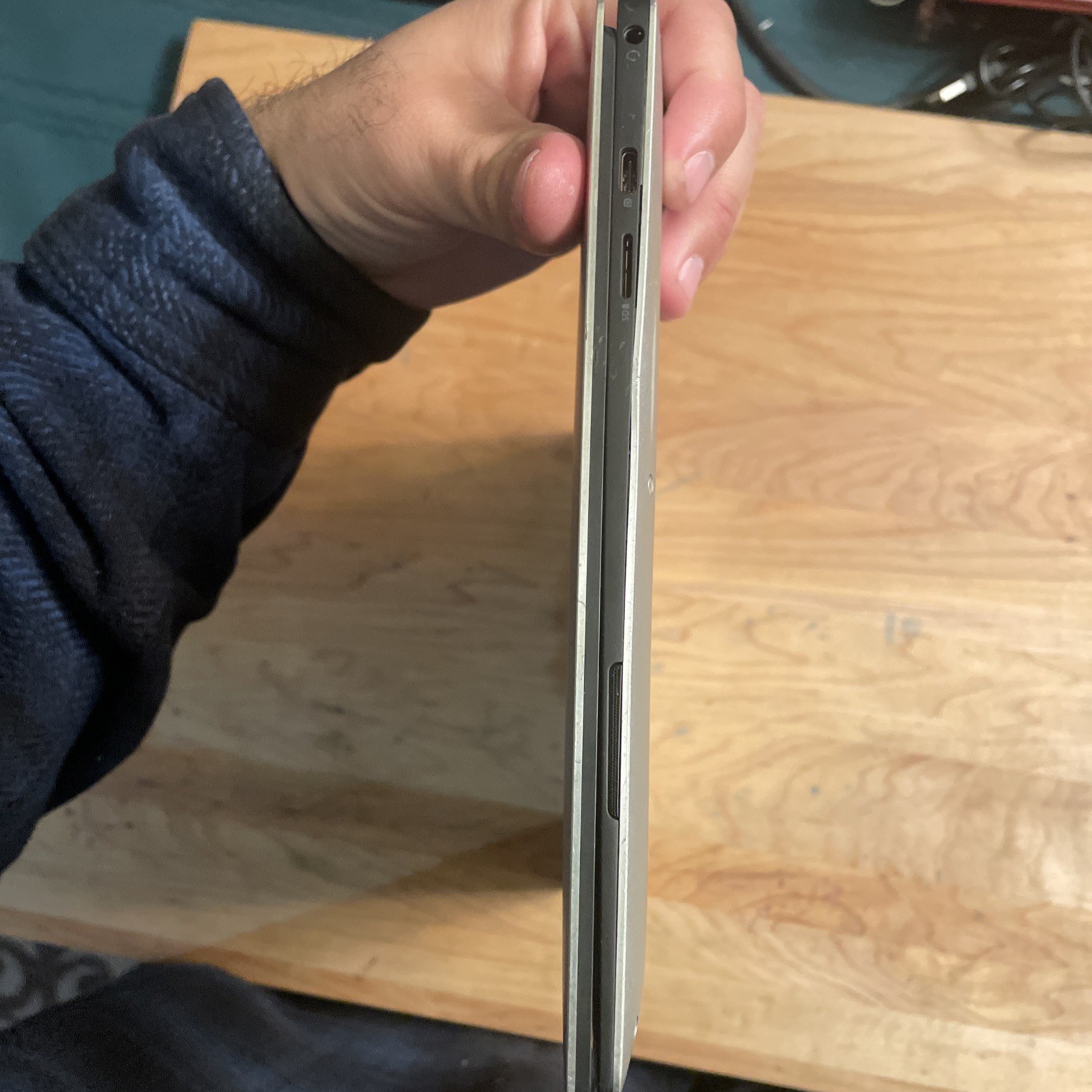 Dell XPS 13 9305 13.3″ i7-1165G7 2.8GHz 16gb On Board RAM Read Description ￼