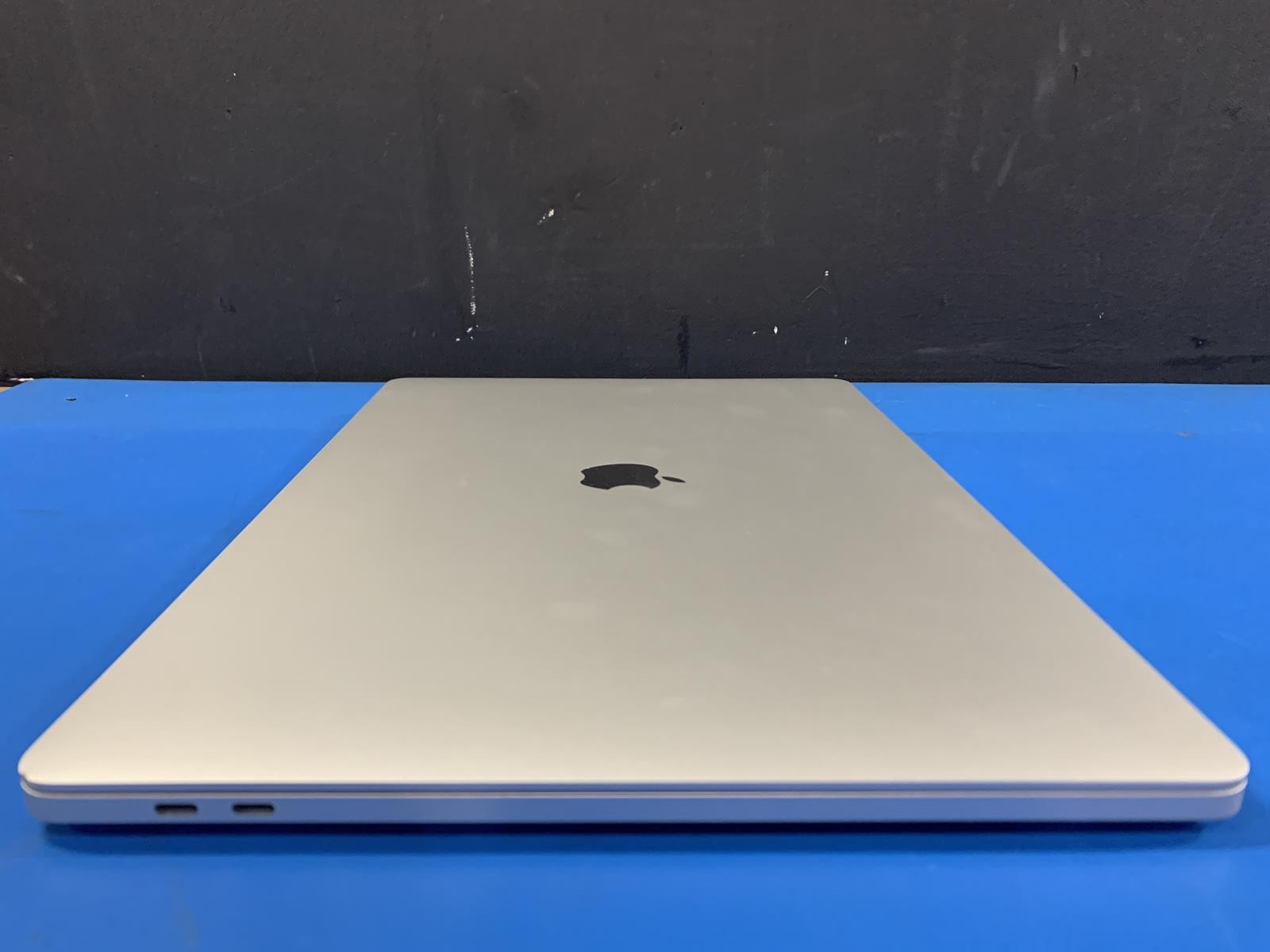 Apple MacBook Pro A2141 Core i9 9980HK 2.40GHz 32GB DDR4 512GB SSD macOS Sonoma