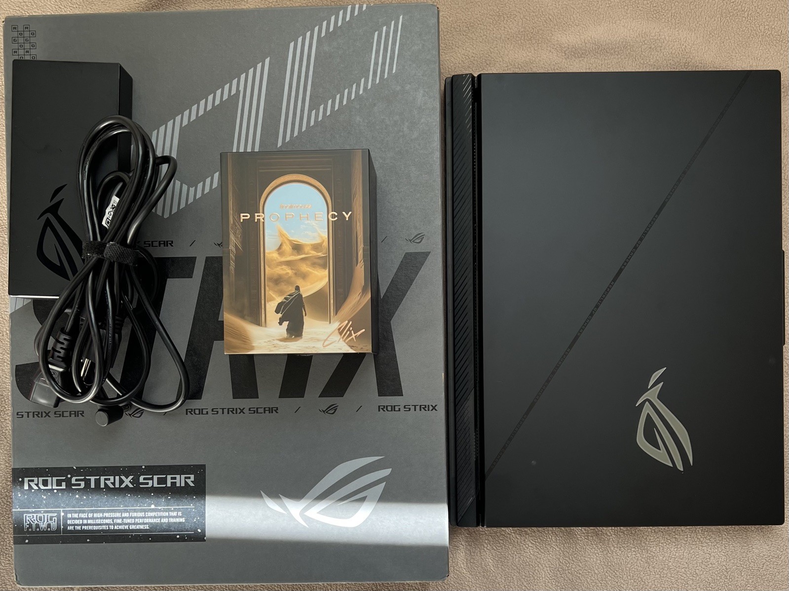 Asus ROG Strix Scar 18 G834 240Hz QHD+ 2024 i9-14900HX 32GB 1TB RTX 4080