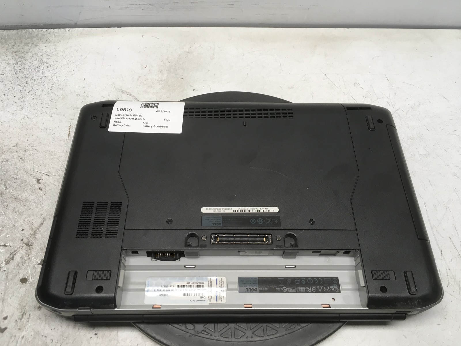 Dell Latitude E5430 Intel i5-3210M 2.5GHz 4 GB NO HDD No Batt