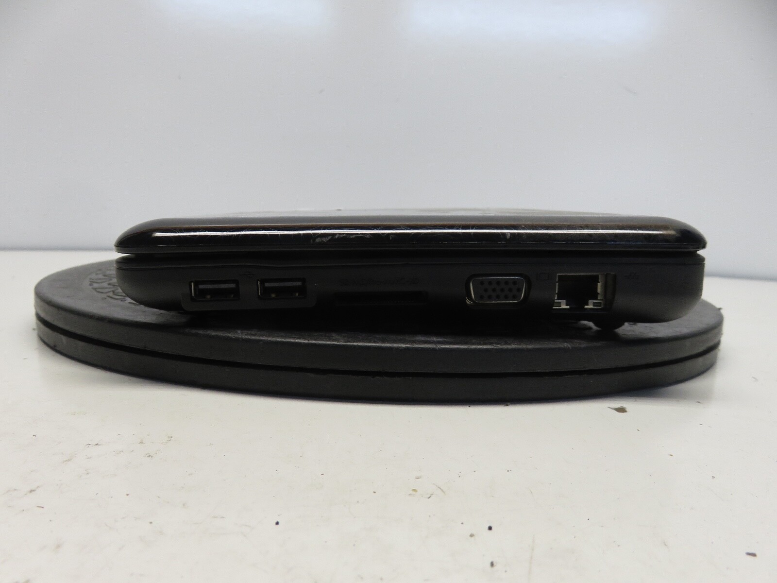 HP Mini Intel Atom N270 1.6GHz 1024 MB NO HDD No Batt