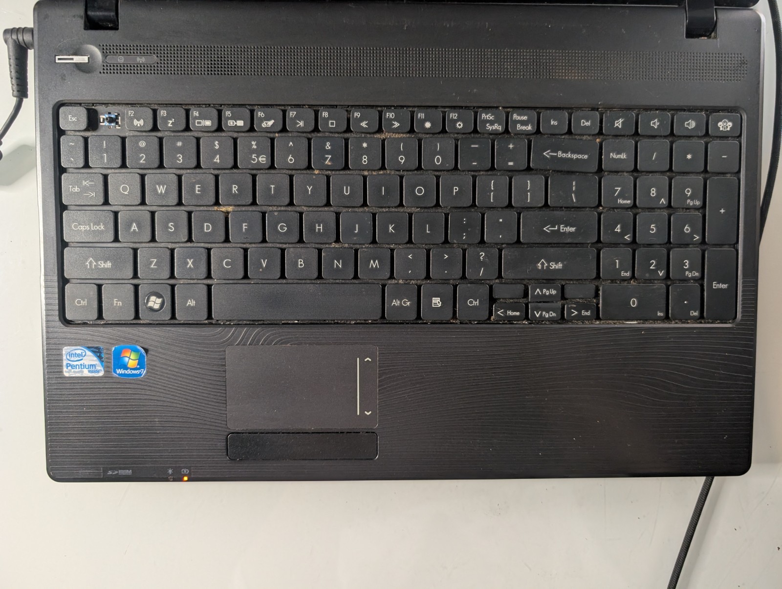 ​Gateway NV55C03u Laptop Black BROKEN SCREEN No Charger AS-IS For Parts
