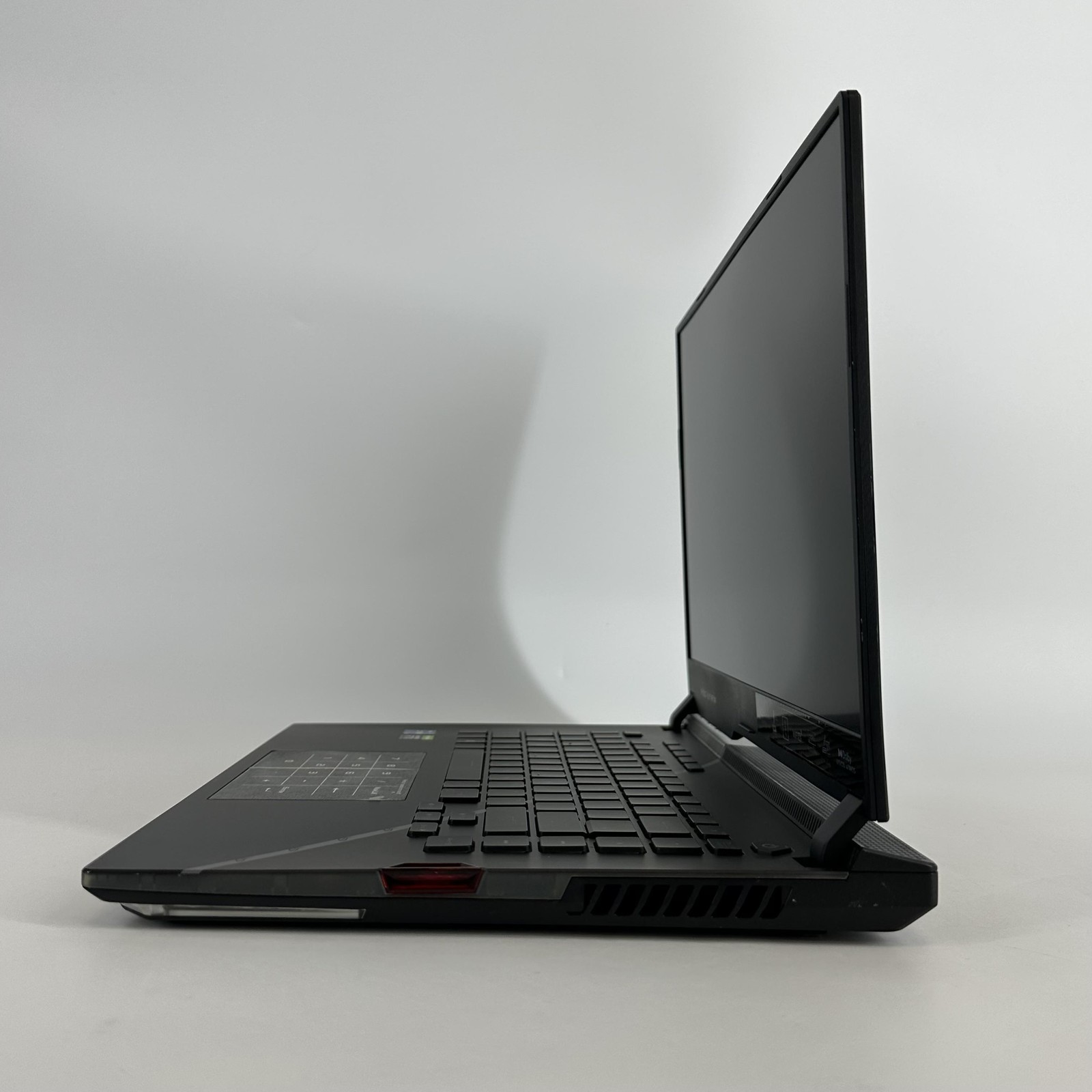 Asus ROG Strix Scar 15 G533 240Hz 2K 2.5 GHz i9-12900H 32GB 1TB SSD RTX 3070 Ti