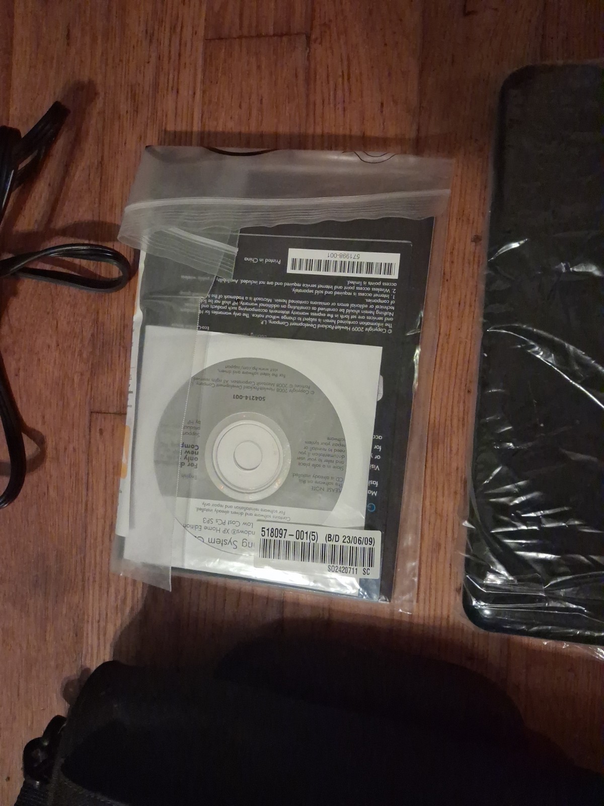 10.1” HP MINI 1000 NOTEBOOK INTEL ATOM HD WIN 7 PRO W/CHARGER Software And Case