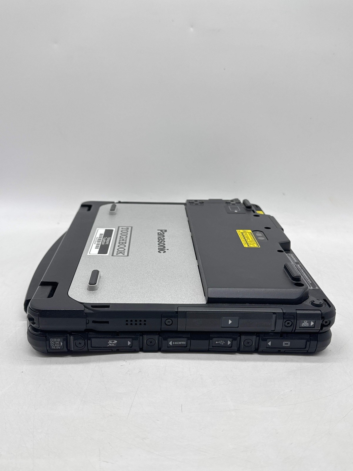 Panasonic Toughbook CF-20 10.1″ Core 15-7y57 8GB RAM 256GB SSD – Marks on Screen