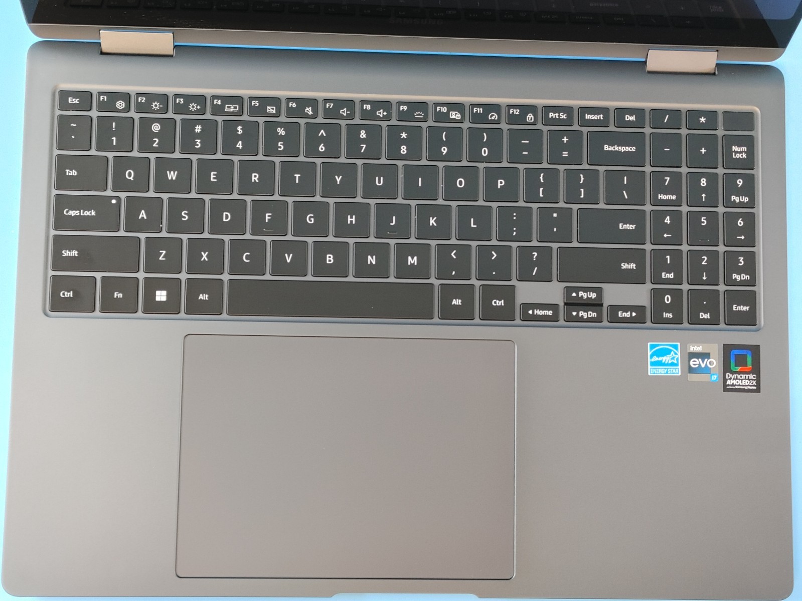 Samsung Galaxy Book3 Pro 360 2-in-1 16″ 3K i7-1360P 16GB RAM 1TB SSD