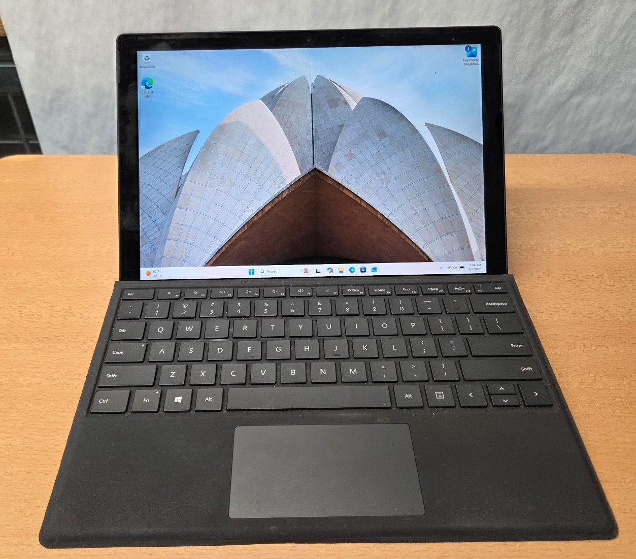 Microsoft Surface Pro 7+ I5-1135G7 8GRAM 256GSSD WIN11P Iris Xe