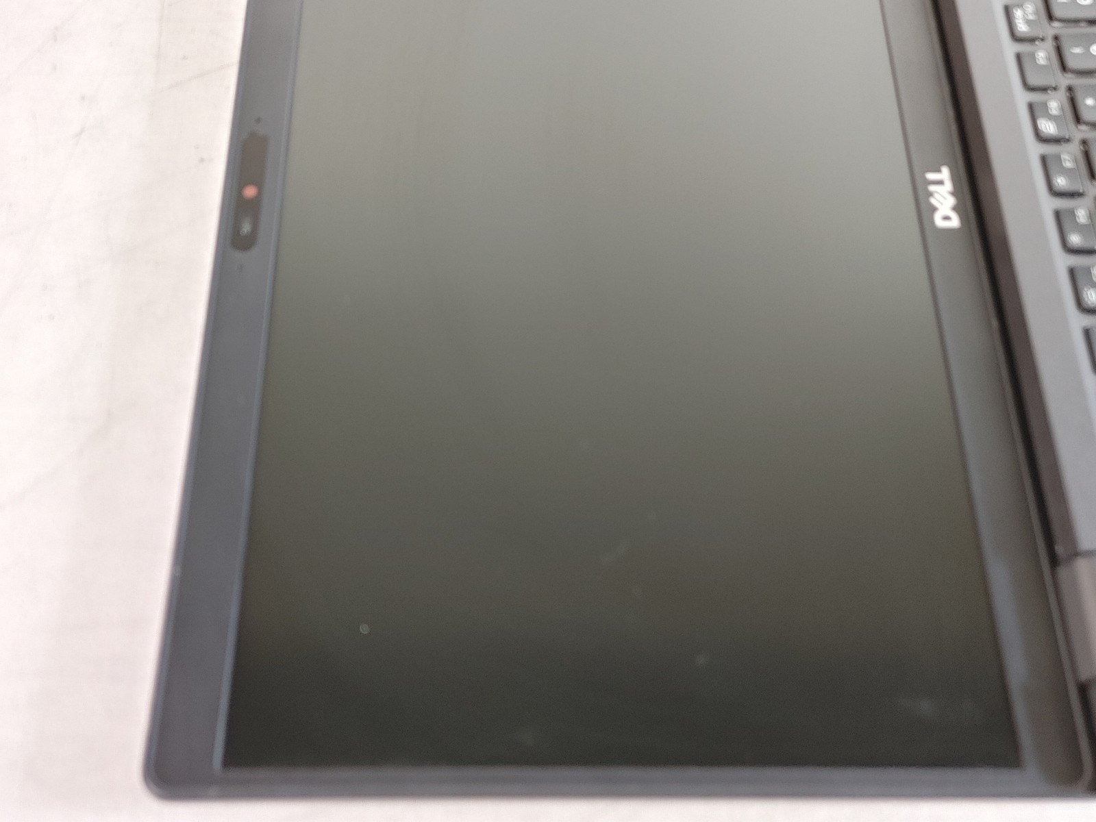 Dell Latitude 5400 Core i5-8265U 1.60 GHz 16 GB DDR4 No HDD