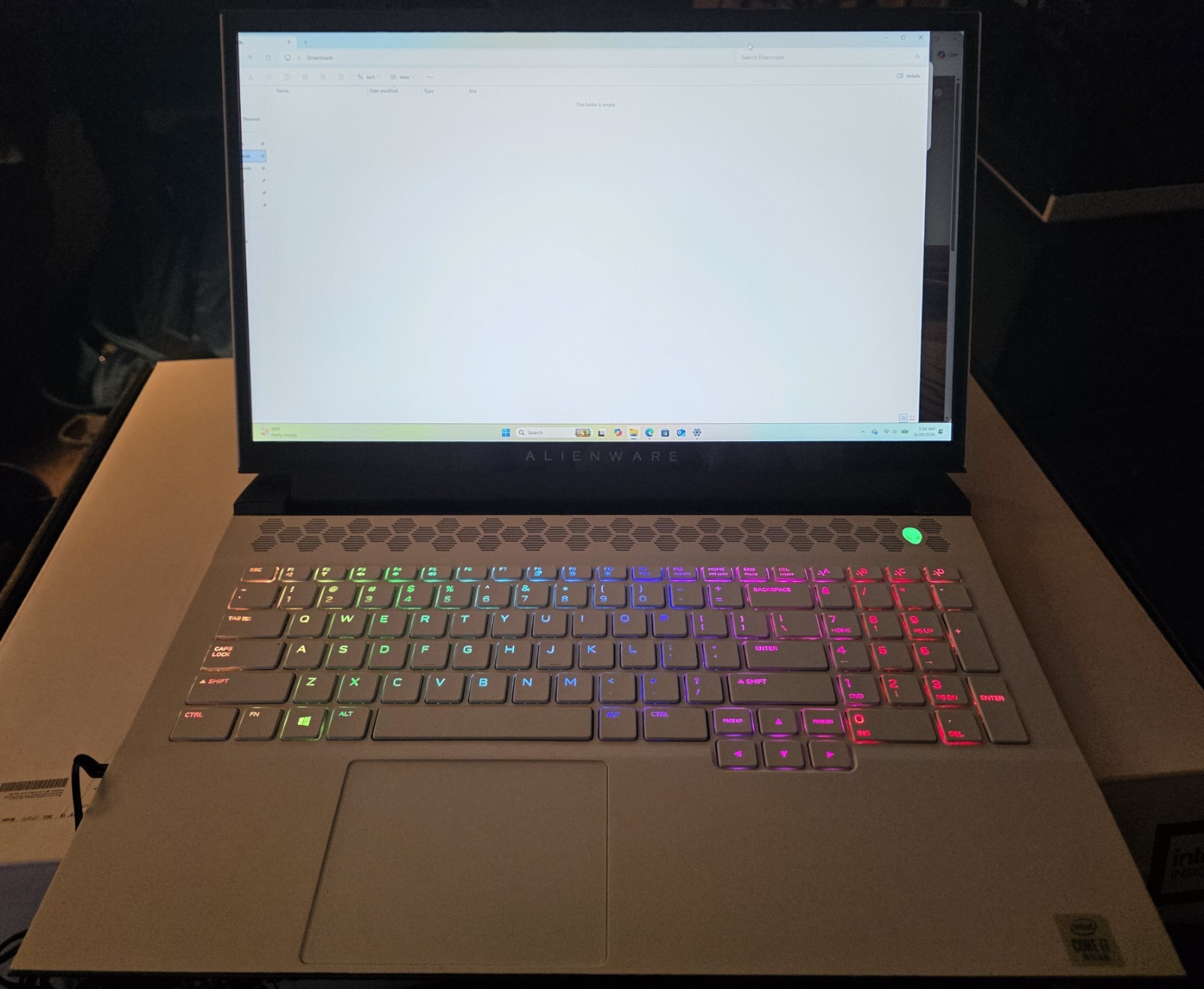 Alienware m17 R3 (1TB, Intel i7 10th Gen., 16GB, 2070 Super) Gaming Laptop