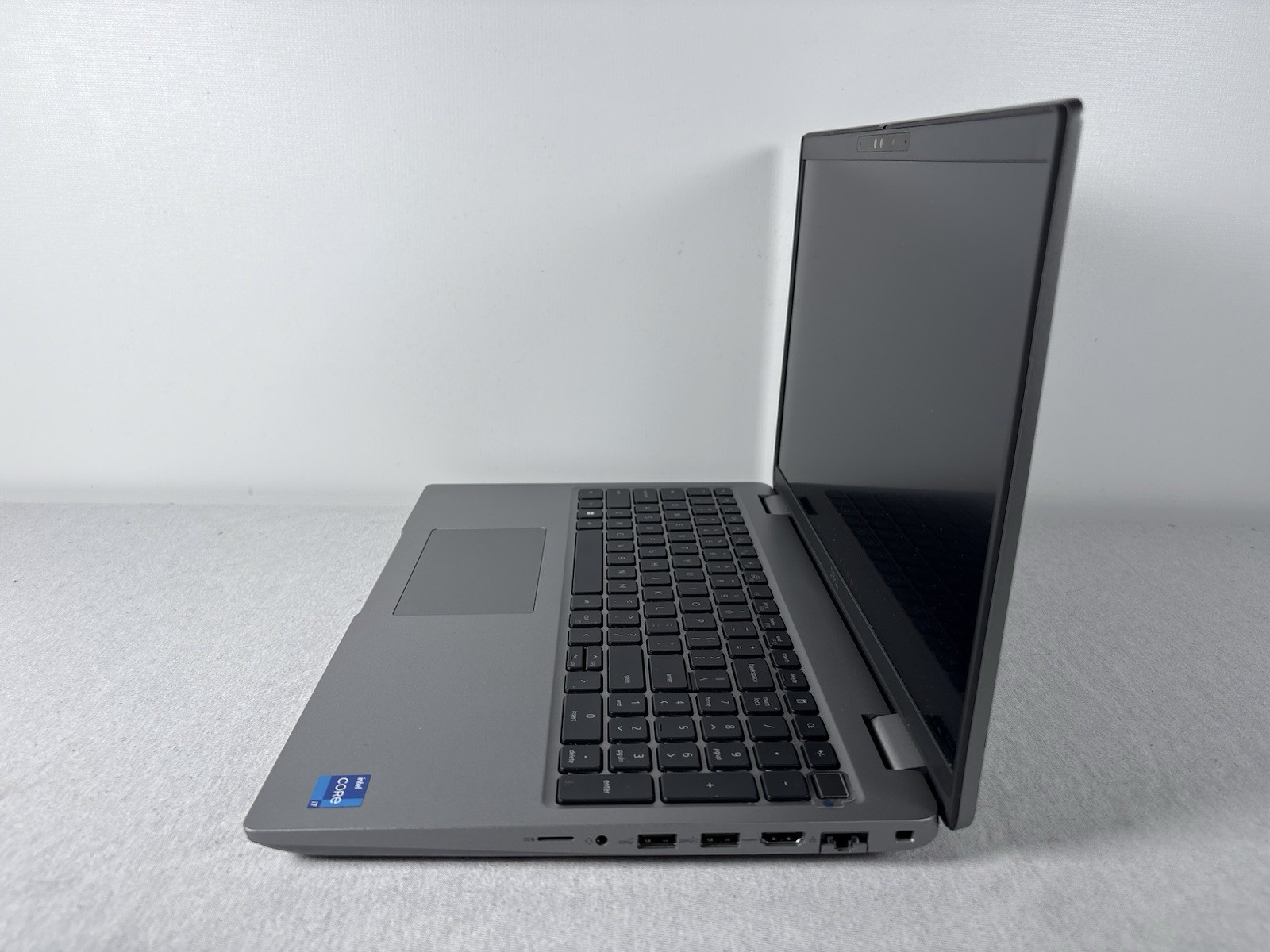 Dell Precision 3581 | CORE i7-13700H @ 2.40GHZ | 512GB SSD | 16GB RAM | W11 Pro