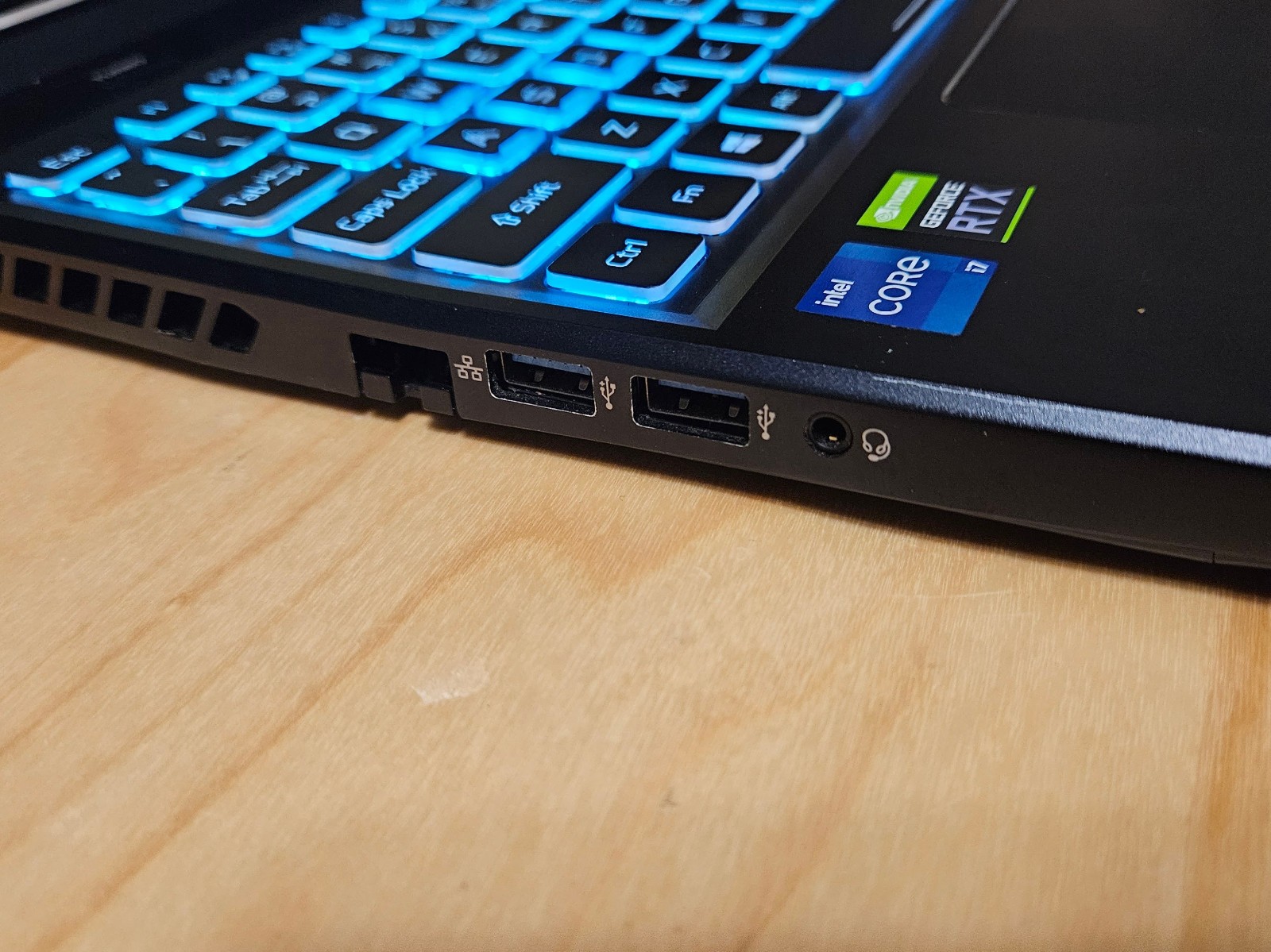 Acer Predator Helios 300 Gaming Laptop (PH315-54-731M)