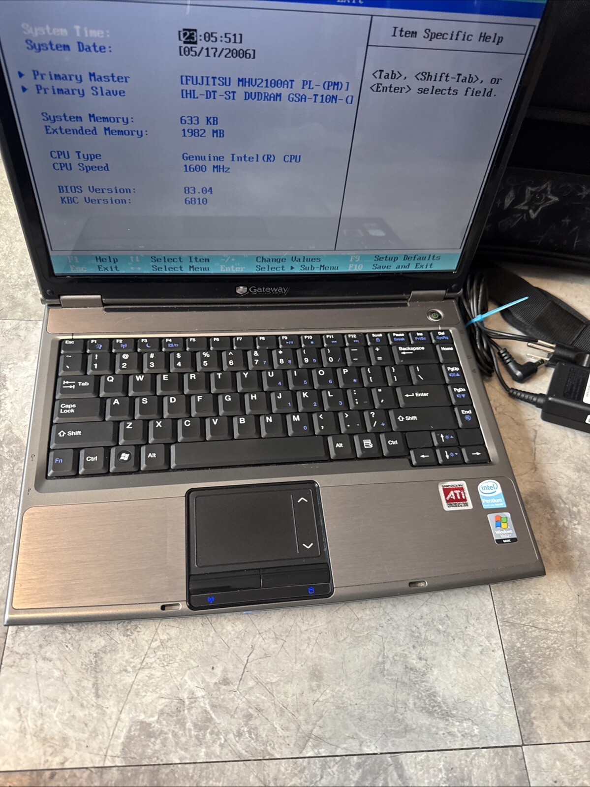 Gateway W340UI 14″ Laptop • Pentium Dual-Core 1.6GHZ 2.0G RAM No Os