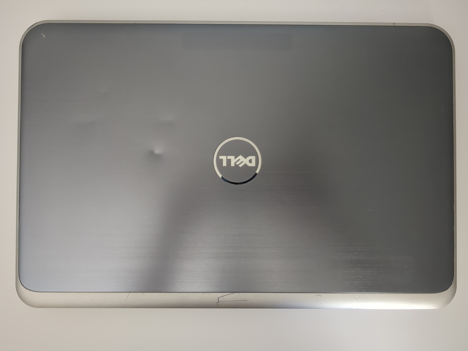 Dell Inspiron 17R 5737 Laptop i7-4500U 8GBs Ram, No HDD Screen Is Good