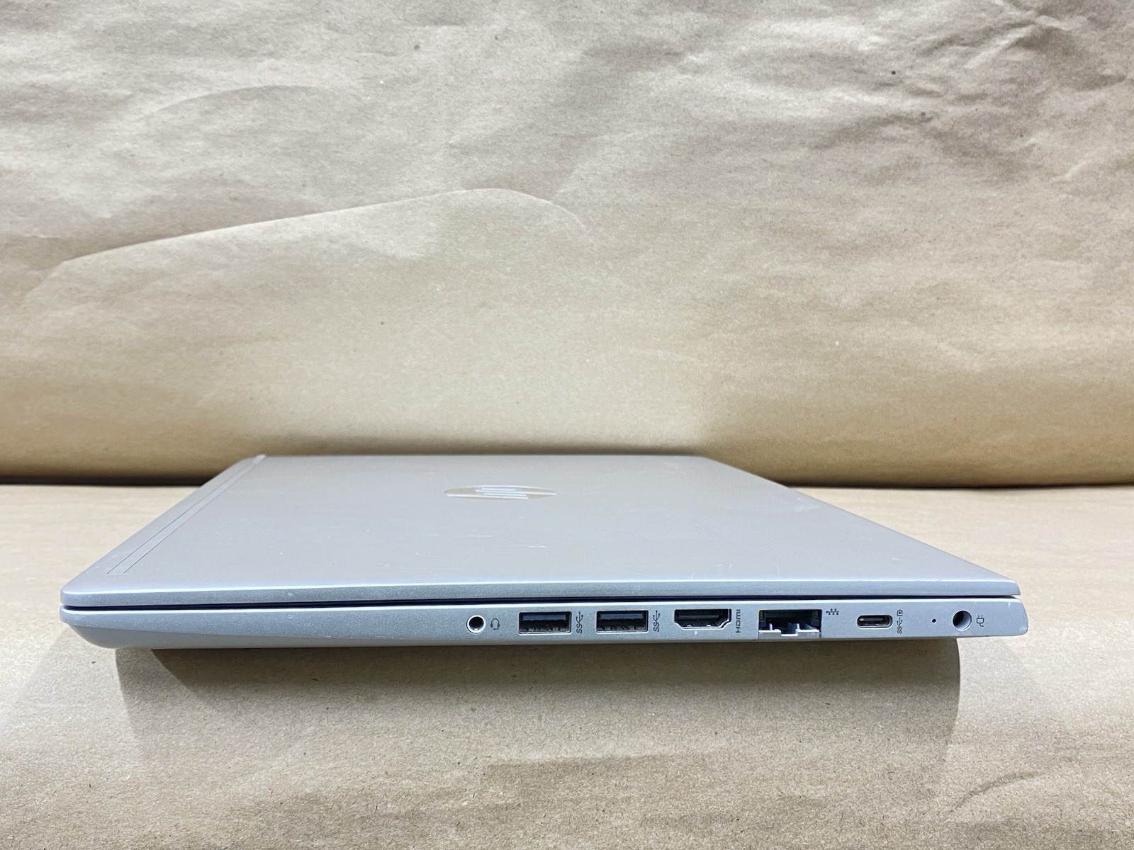 HP 440 G6 – 14″ 1366×768 – i5-8265U – 4GB – 128GB SSD – Win 11 Pro