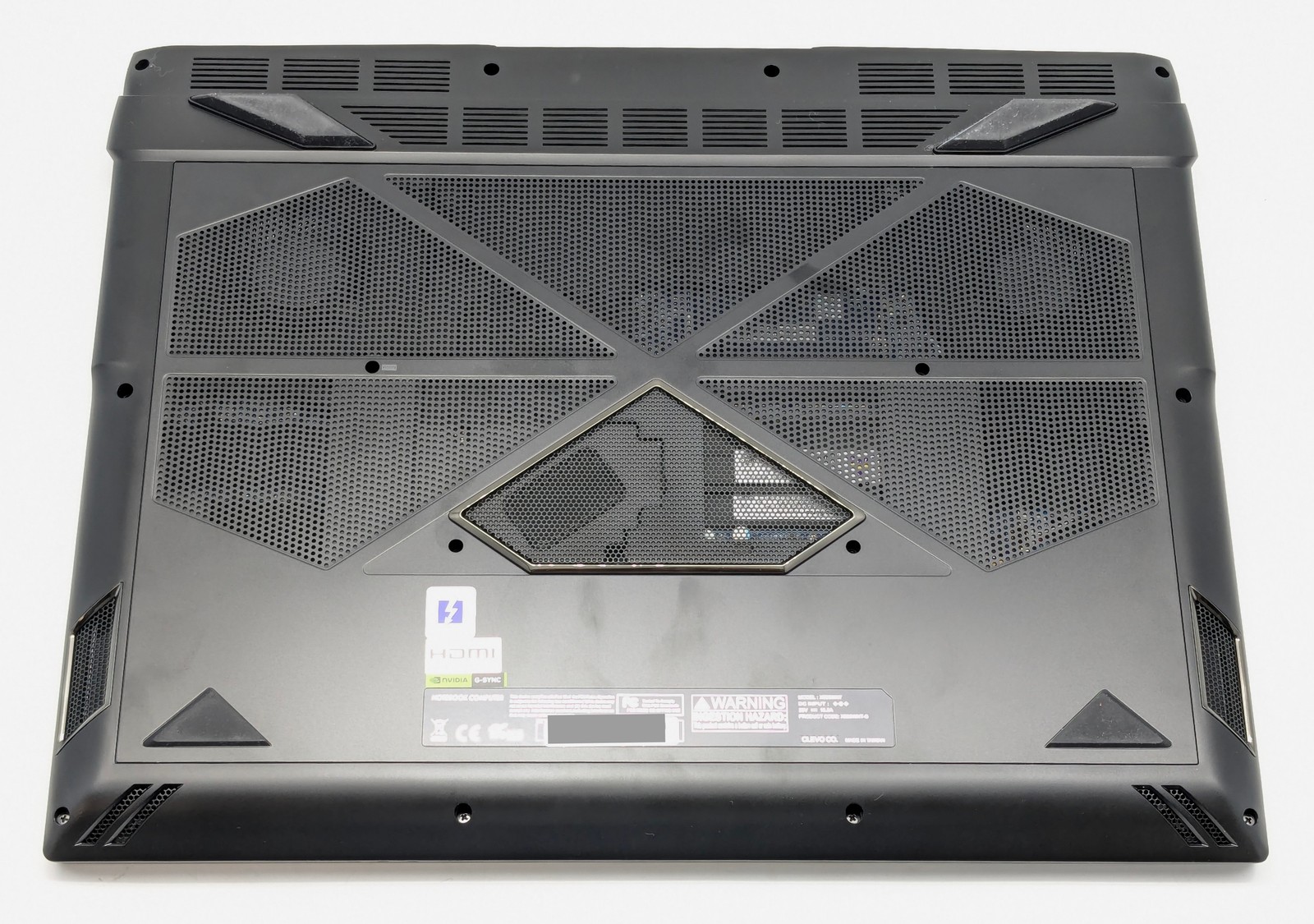 Unbranded Clevo X580WNT 18″ Ultra 9 275HX 64GB DDR5 GeForce RTX 5090 No OS