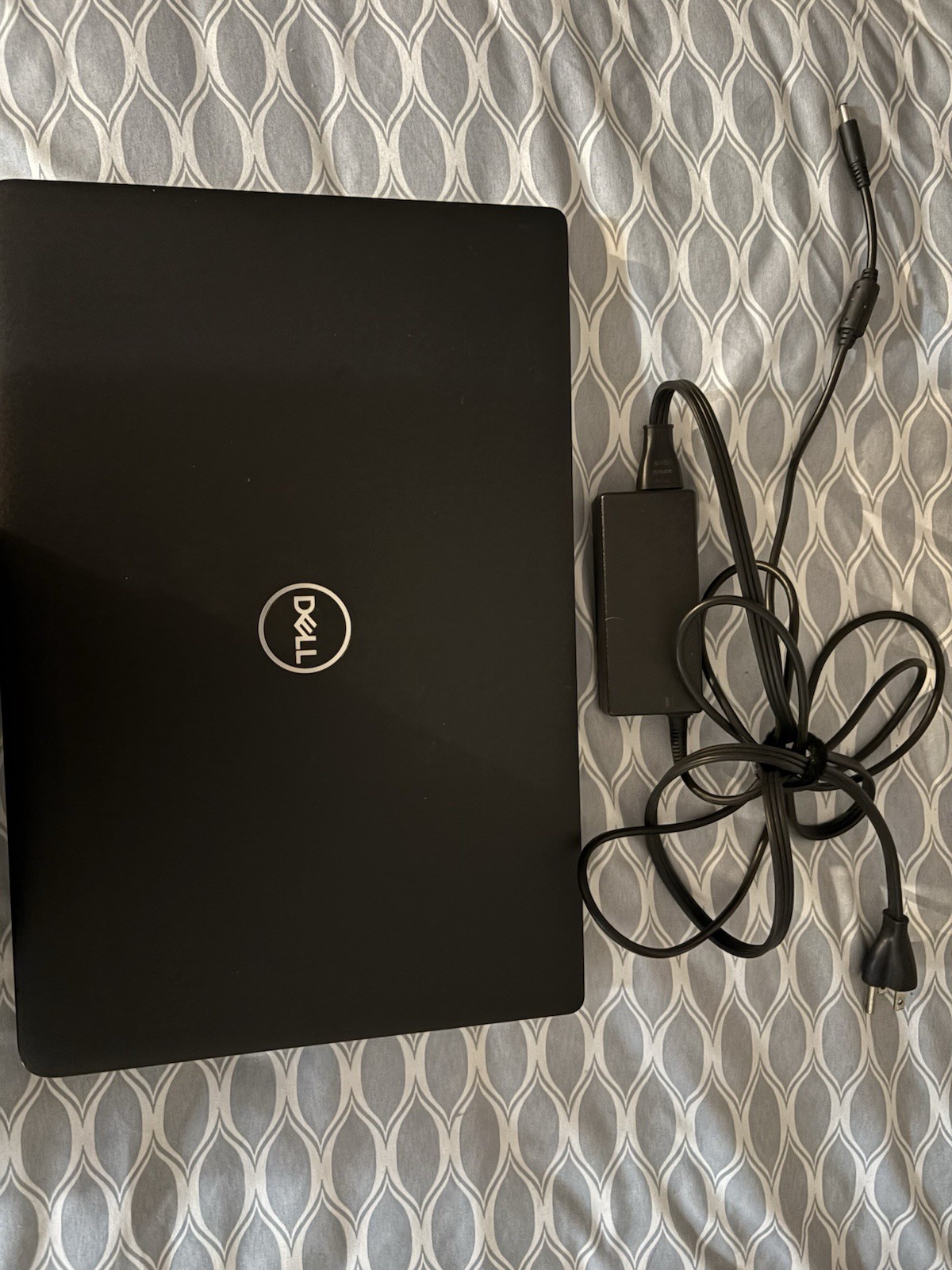 Dell Inspiron 15.6″ Black Laptop i5 2.50GHz 8GB RAM 256GB SSD FHD Charger