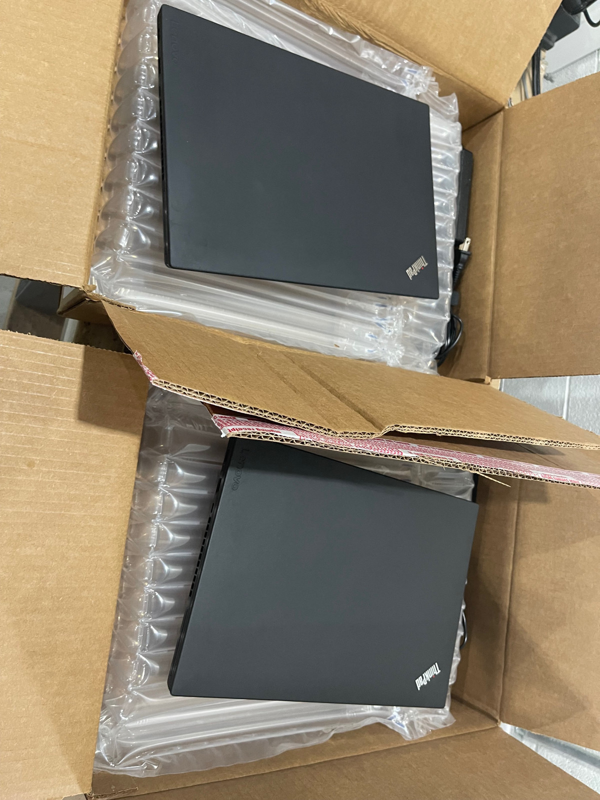 Lenovo Thinkpad T470 14″ i5-6300U, 16GB RAM, 256GB PCIe NVMe M.2 SSD Win-11 Pro