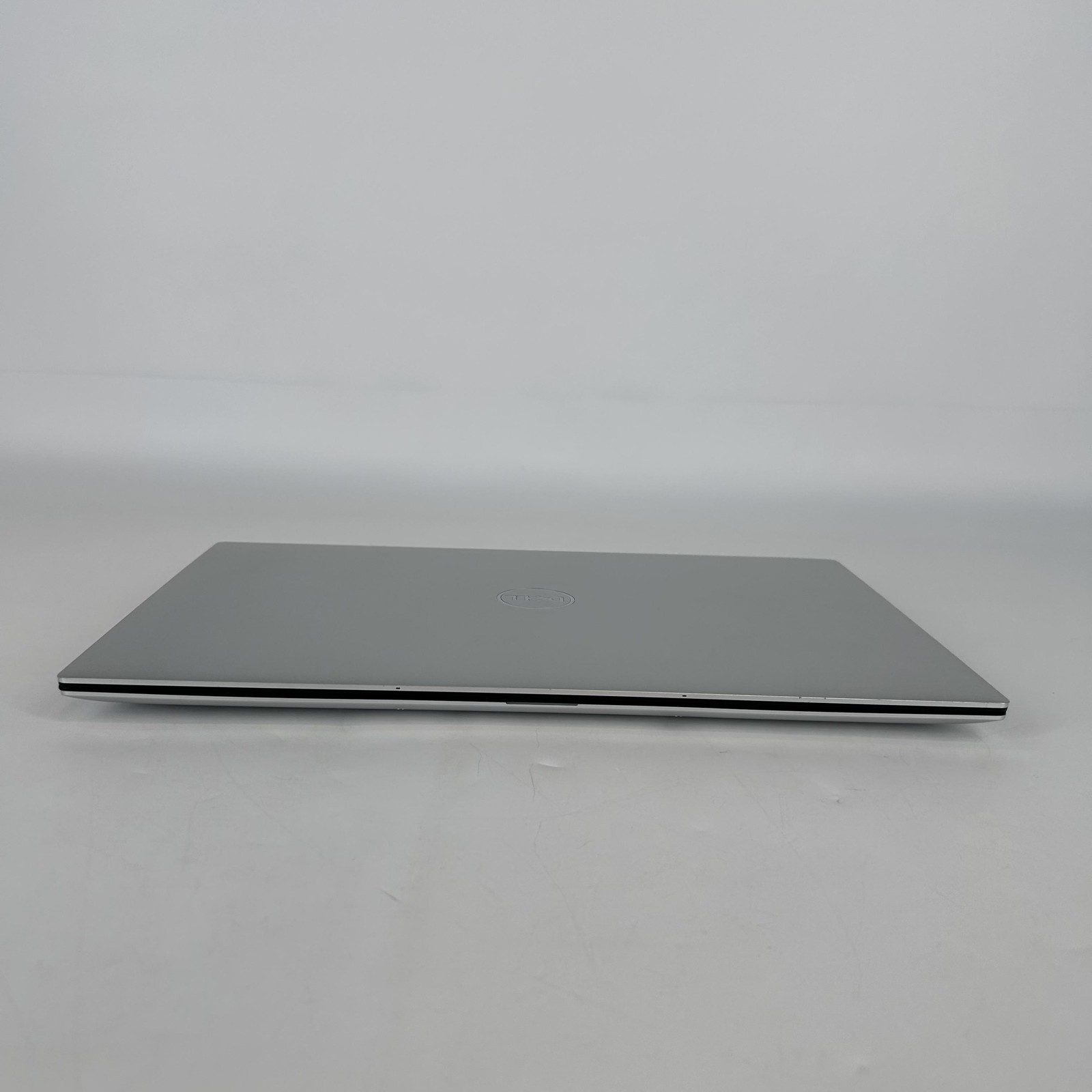Dell XPS 15 9500 UHD+ TOUCH i7-10875H 2.30GHz 32GB 2TB SSD GTX 1650 Ti Good