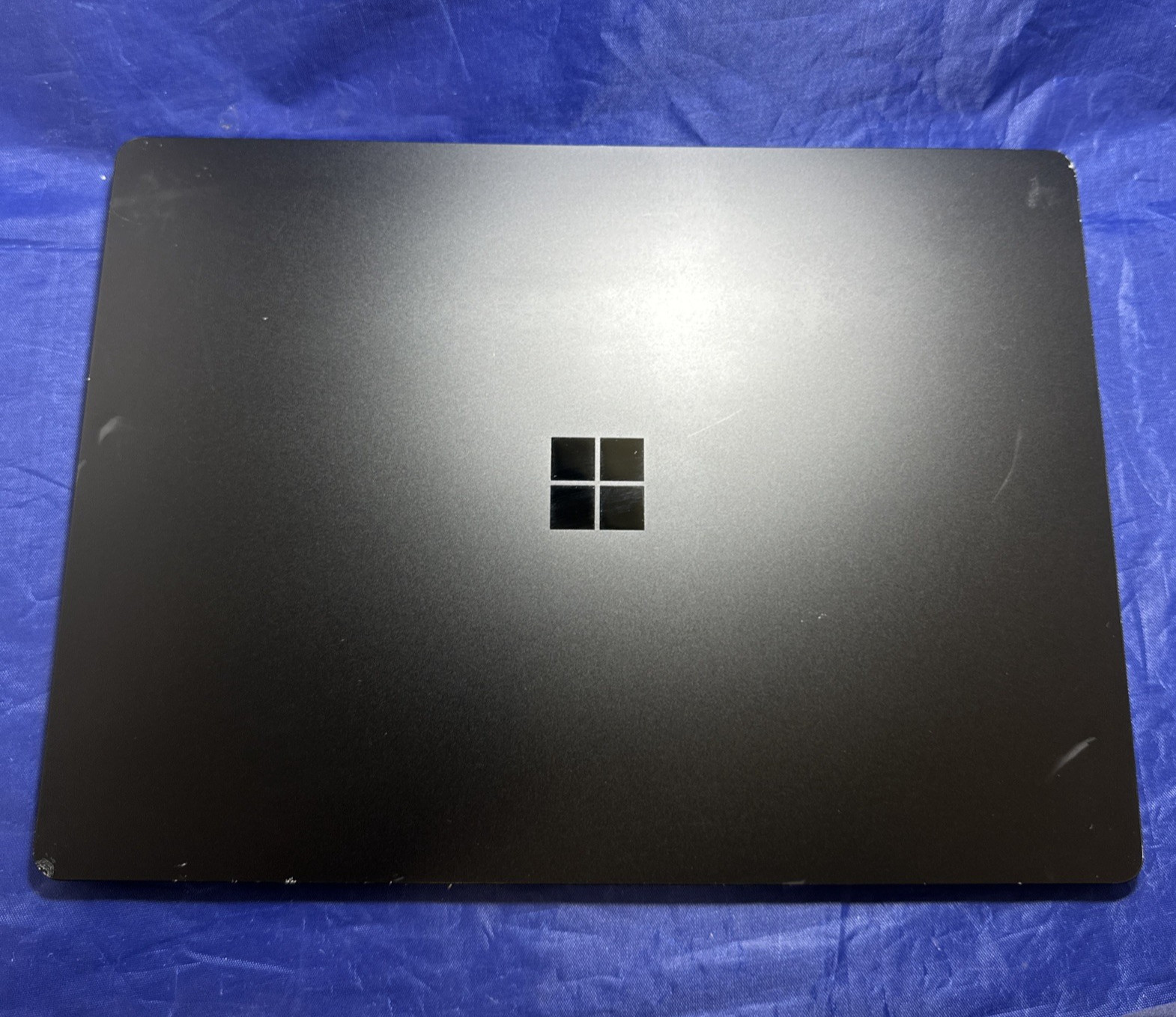Microsoft Surface Laptop 3 13.5” 16GB 512GB i7-1065G7 1.30GHz Win 11 Pro